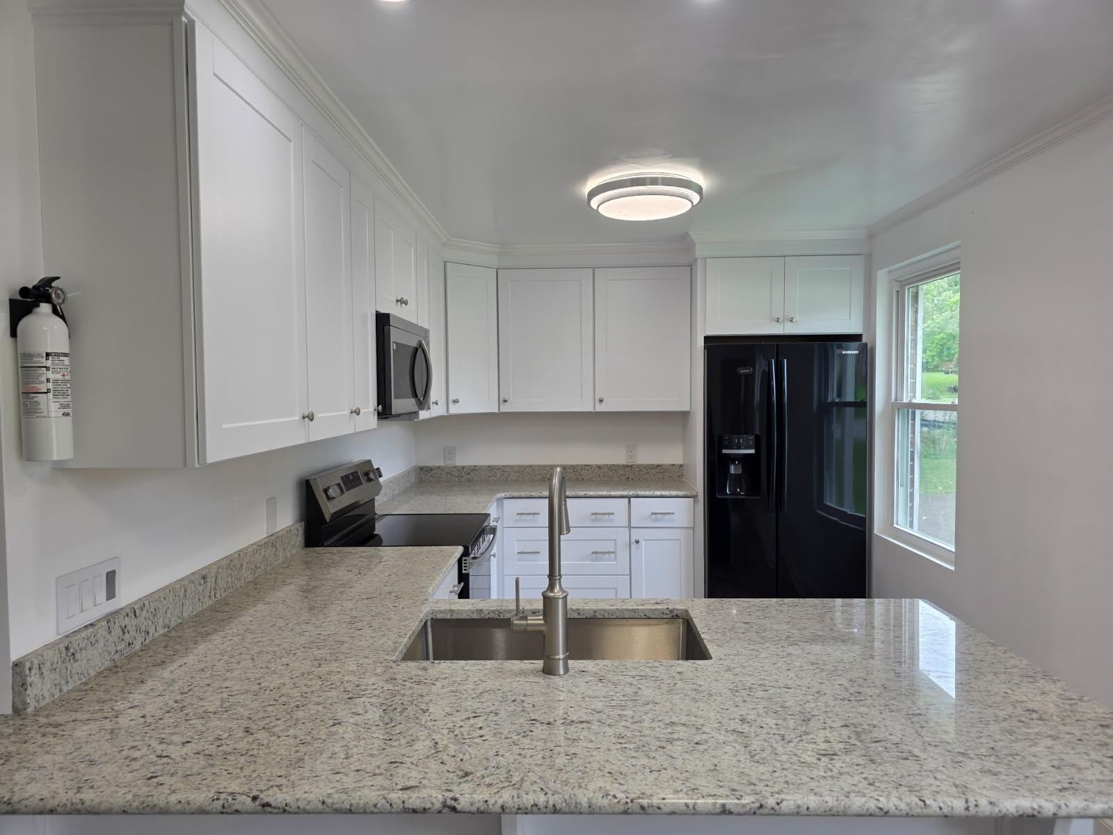 557 Cathy Jo Cir