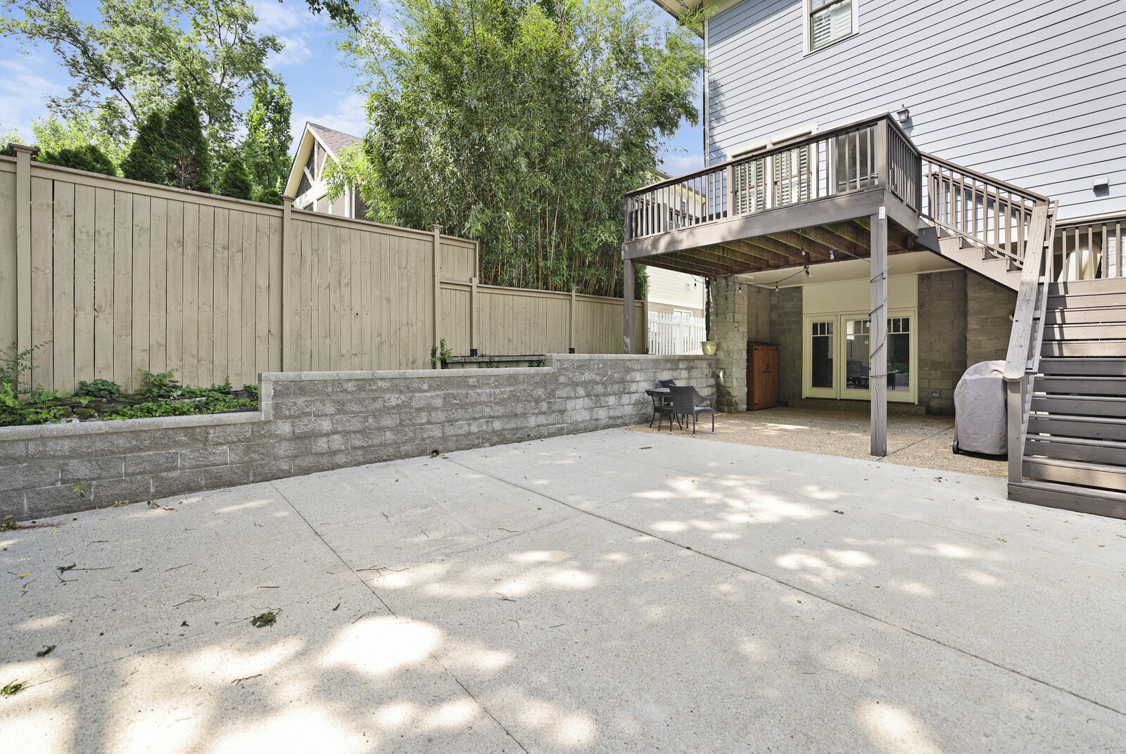 2500B 9th Ave, S