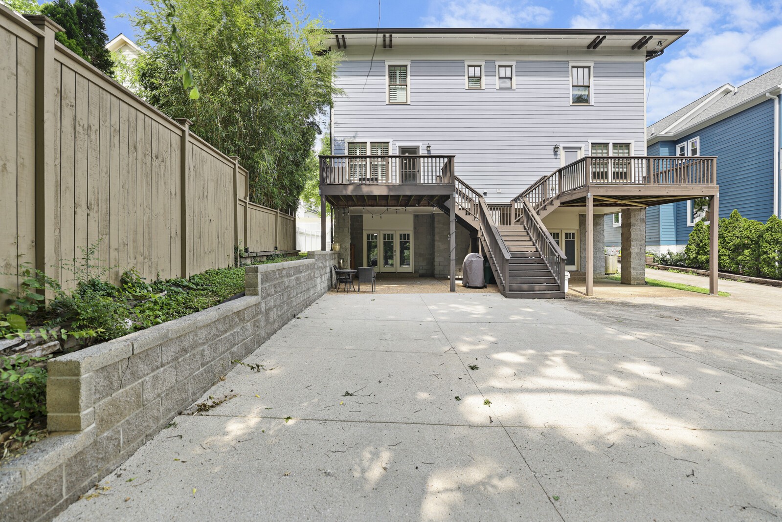 2500B 9th Ave, S