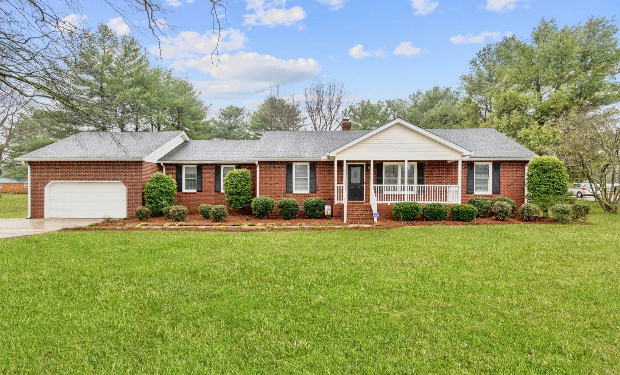 1964 Orchard Park Dr