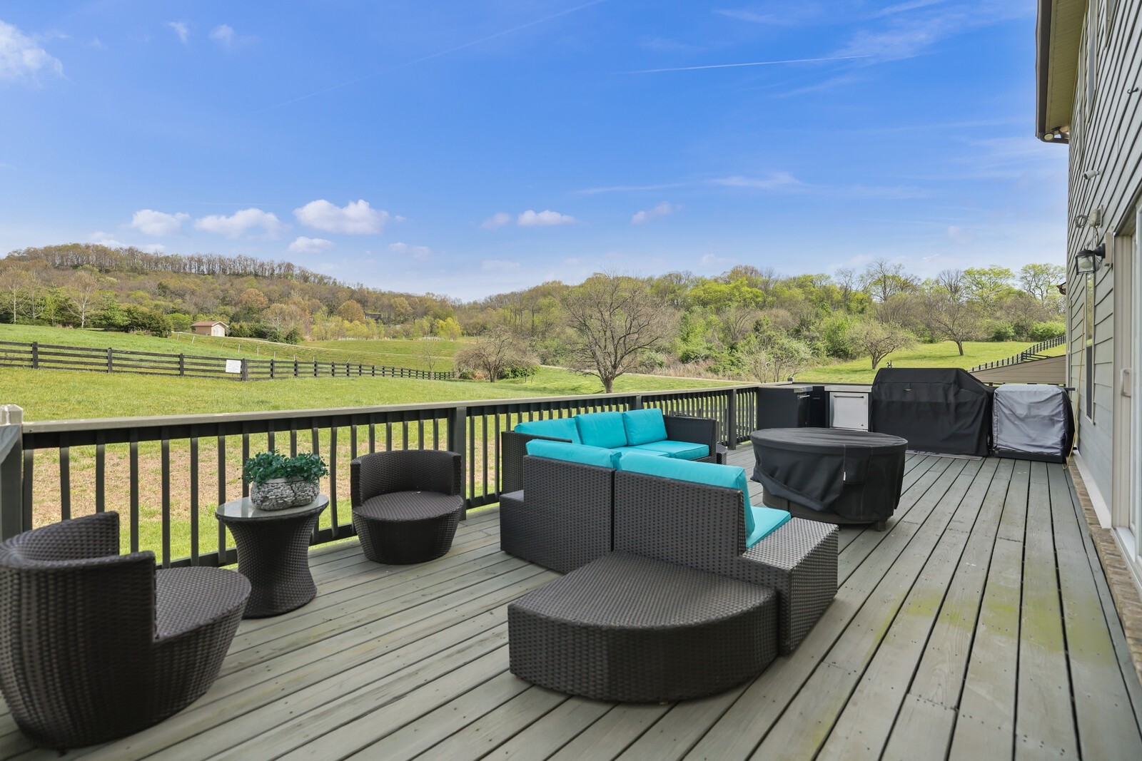9116 Barred Owl Dr