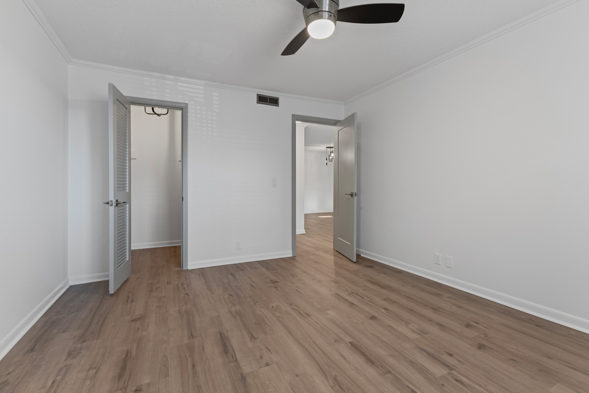 6680 Charlotte Pike Unit: C1