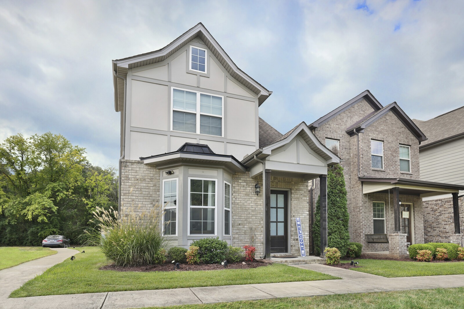 200 Cedar Place Row