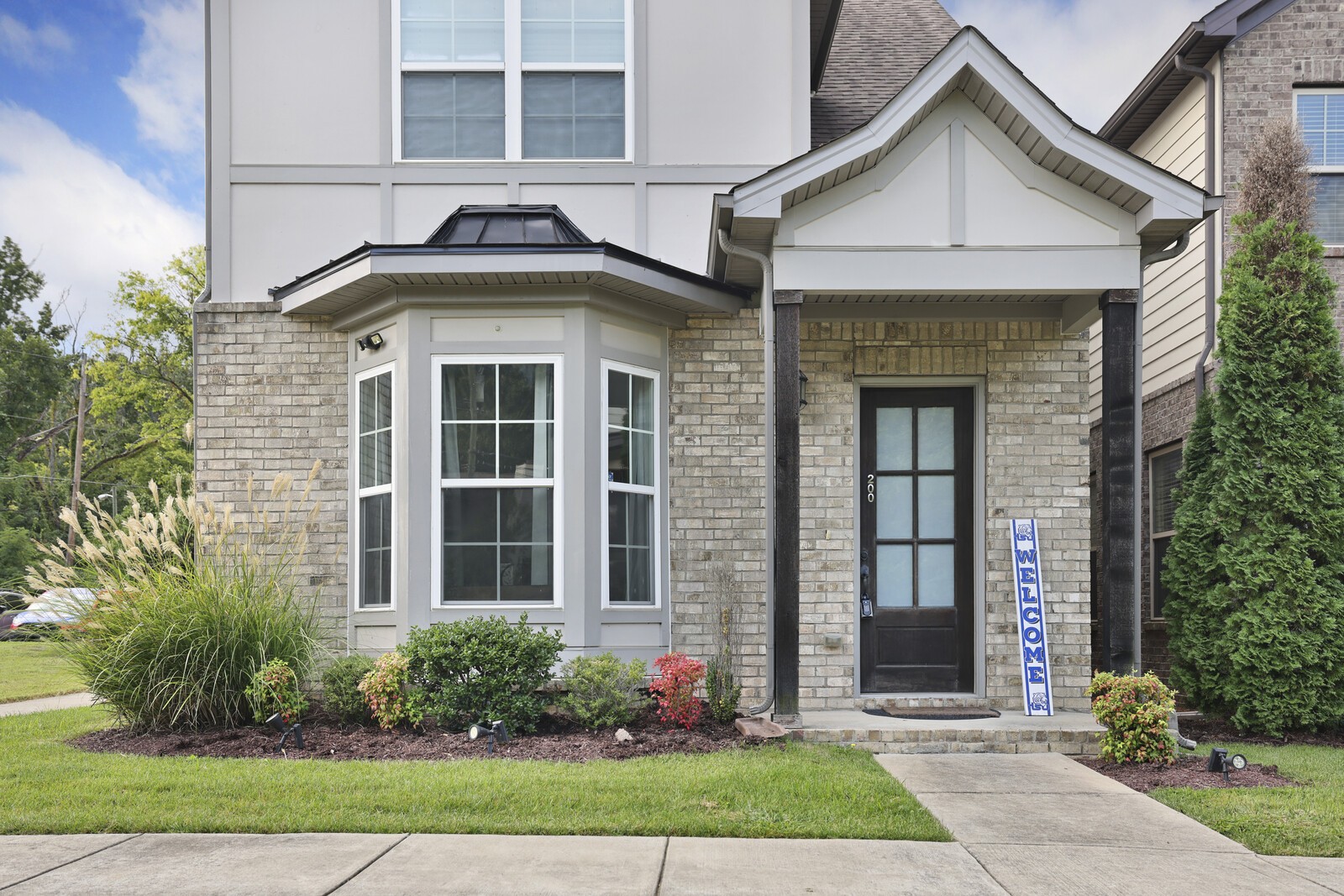 200 Cedar Place Row
