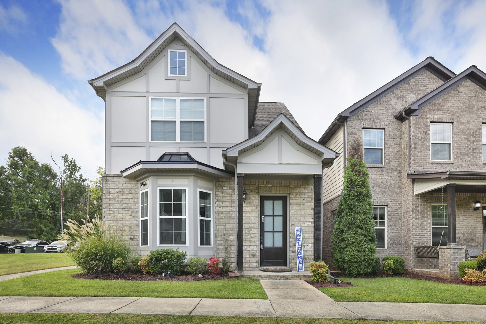 200 Cedar Place Row