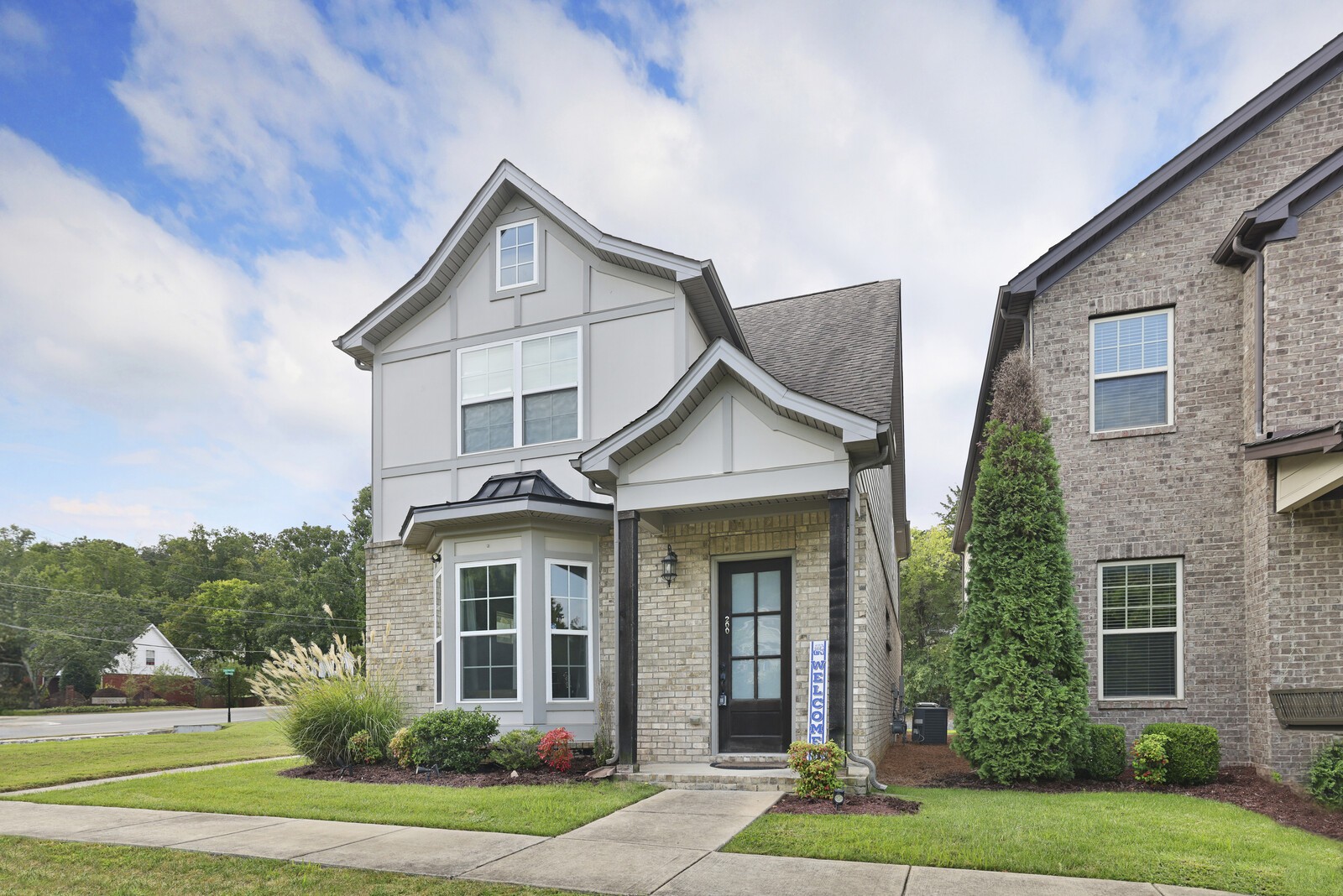 200 Cedar Place Row