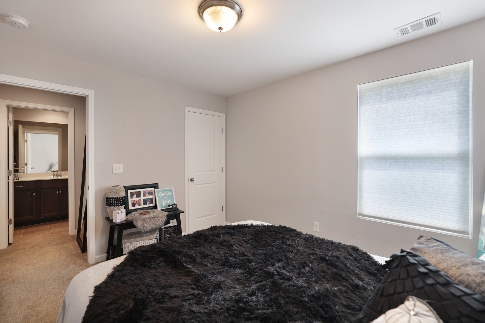 200 Cedar Place Row