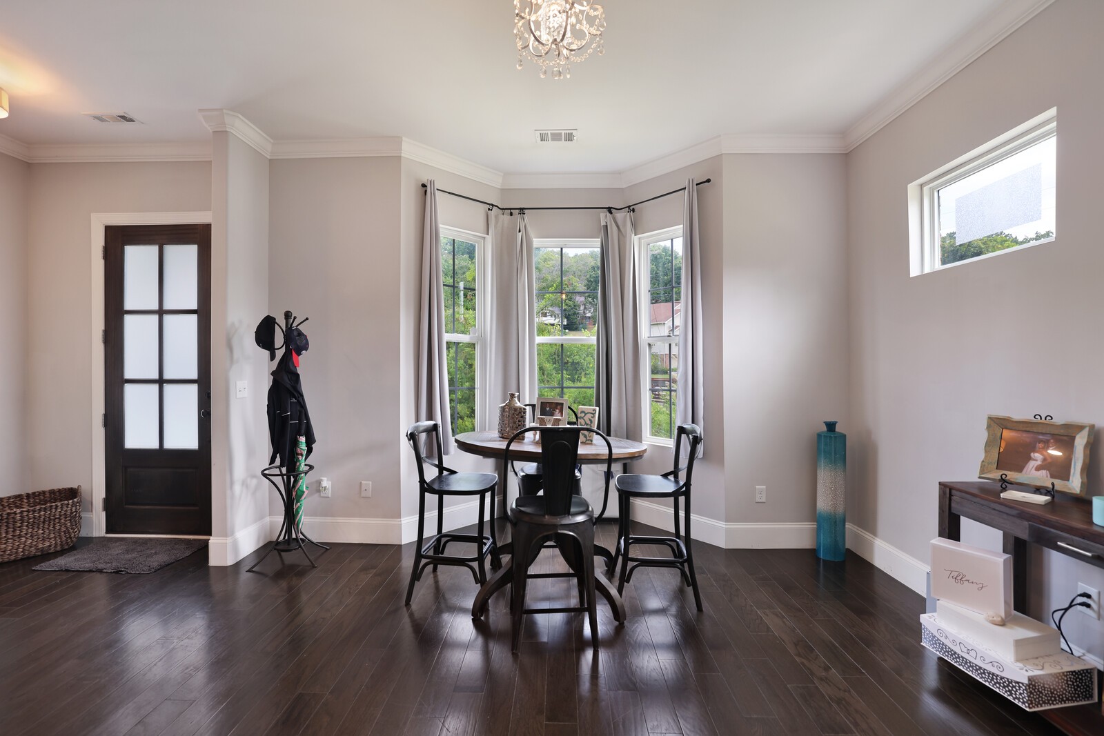 200 Cedar Place Row