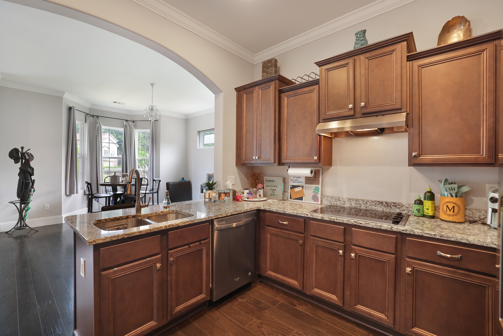 200 Cedar Place Row