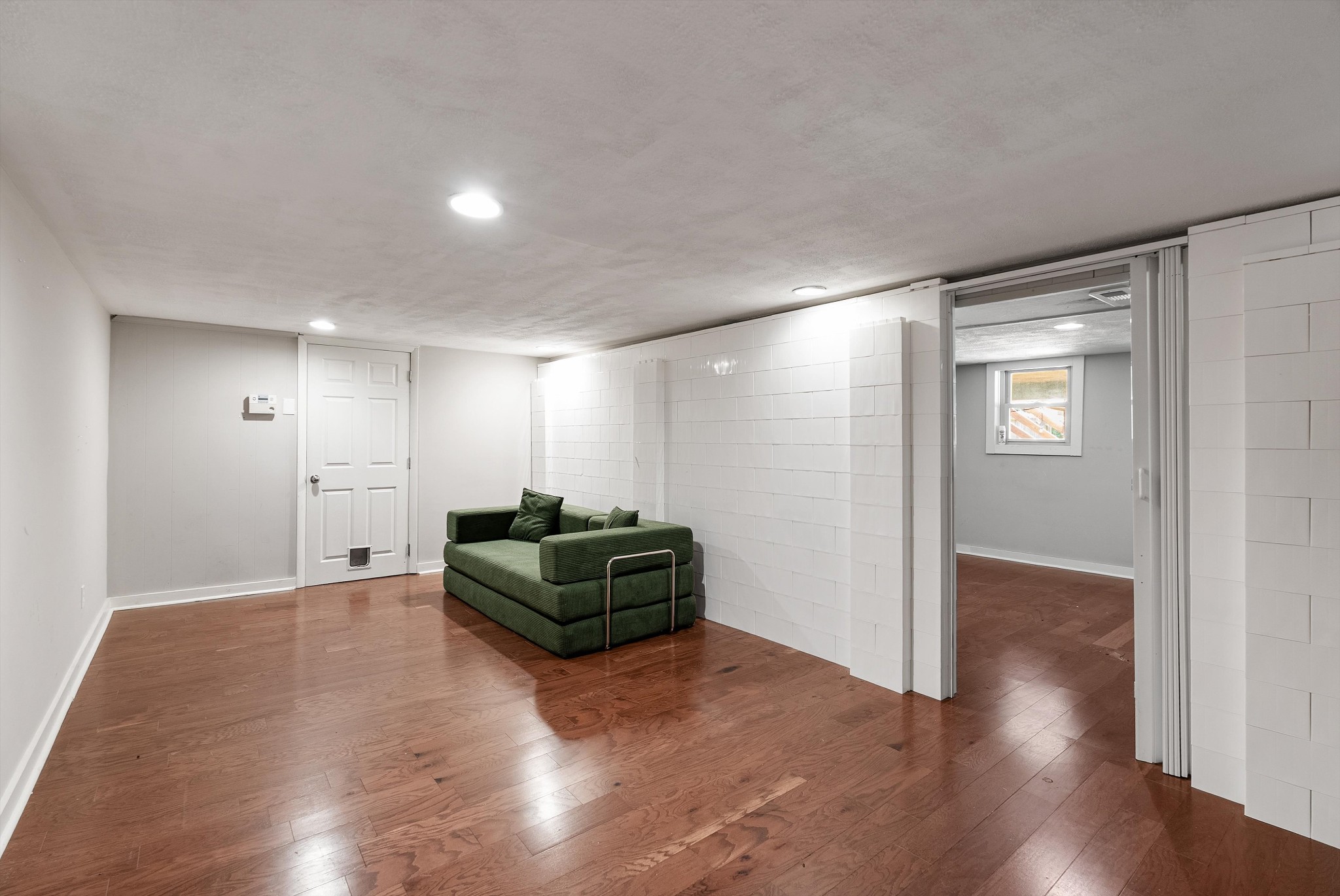 600 Elaine Dr