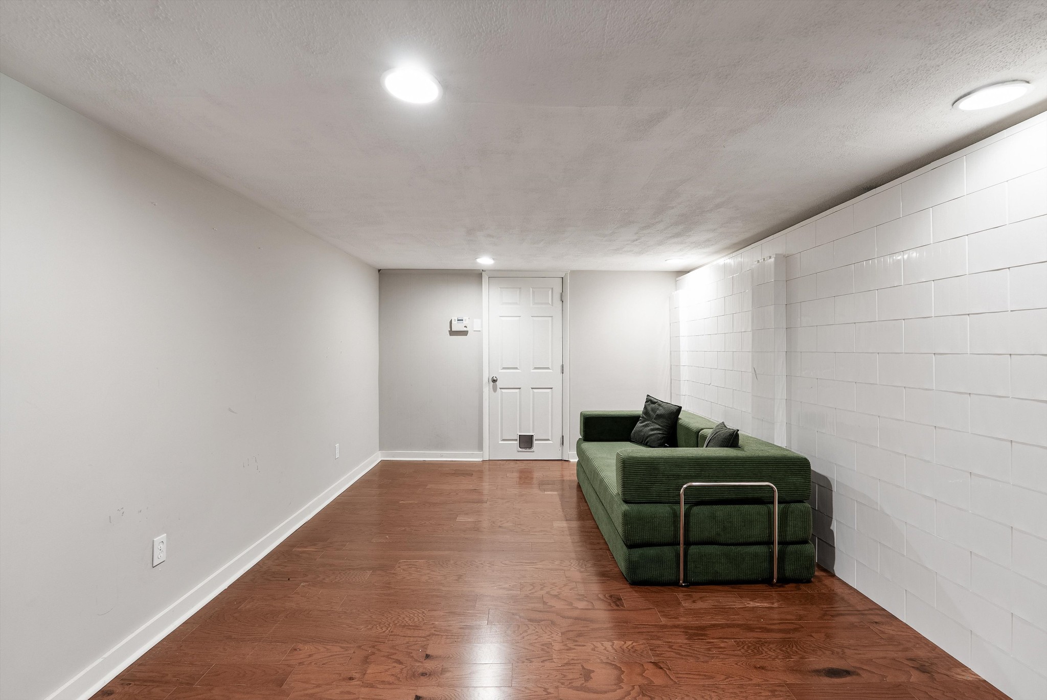 600 Elaine Dr
