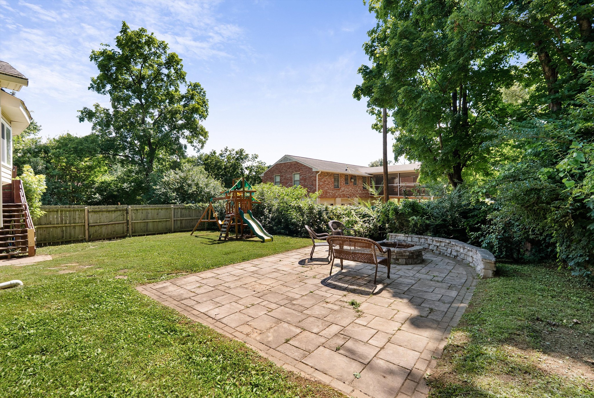 600 Elaine Dr
