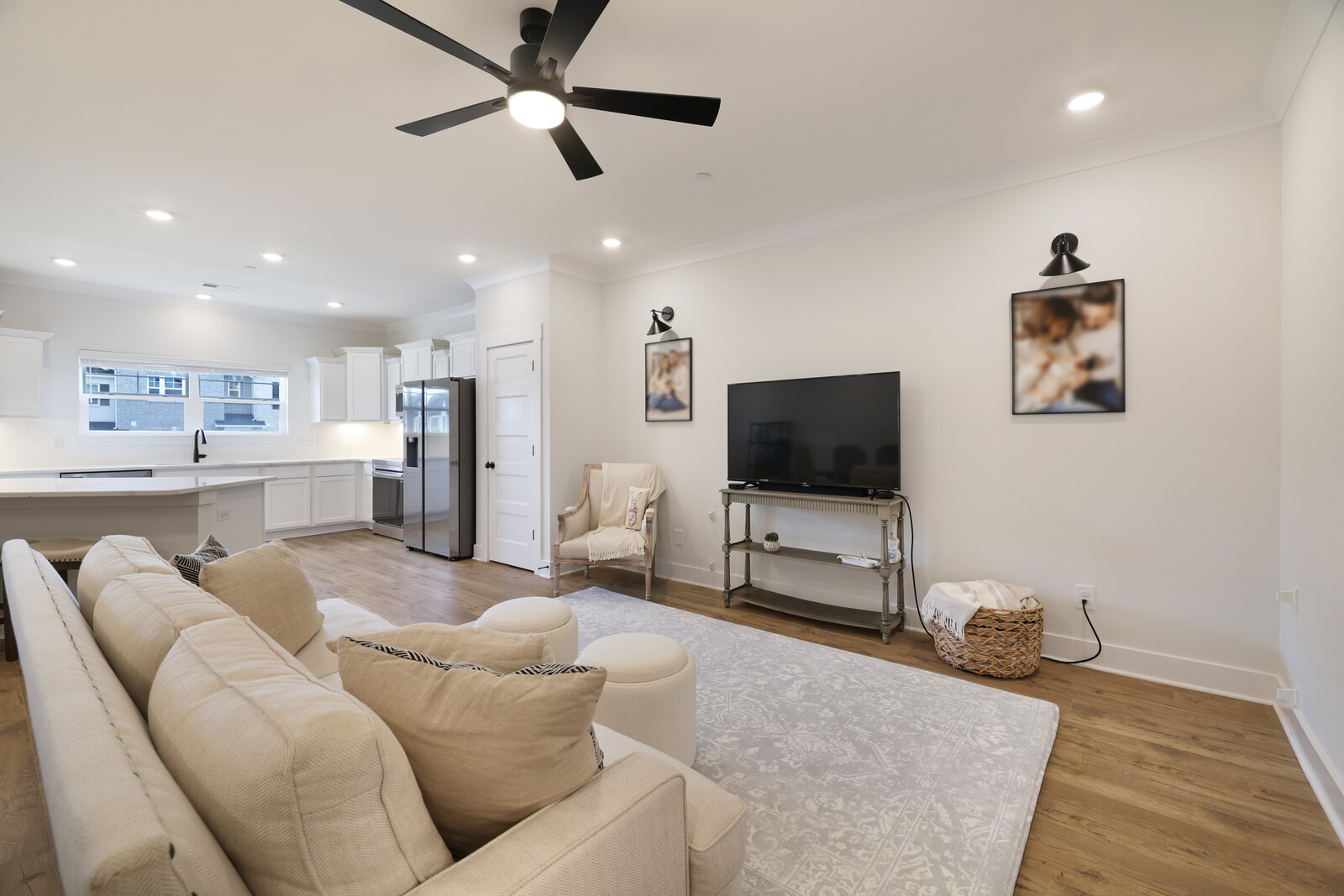 302 Lynwood Station Blvd