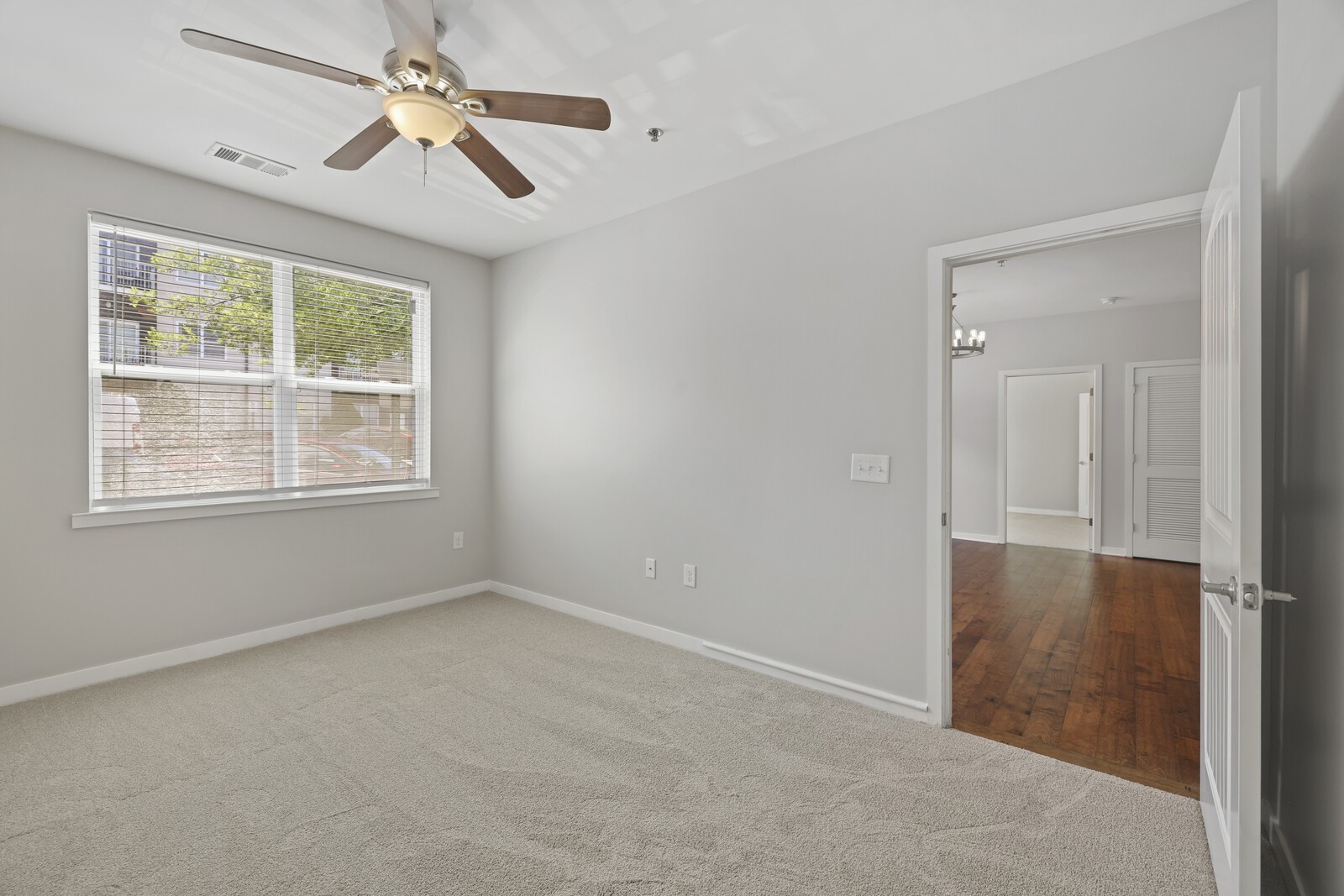 1118 Litton Avenue Unit: 118