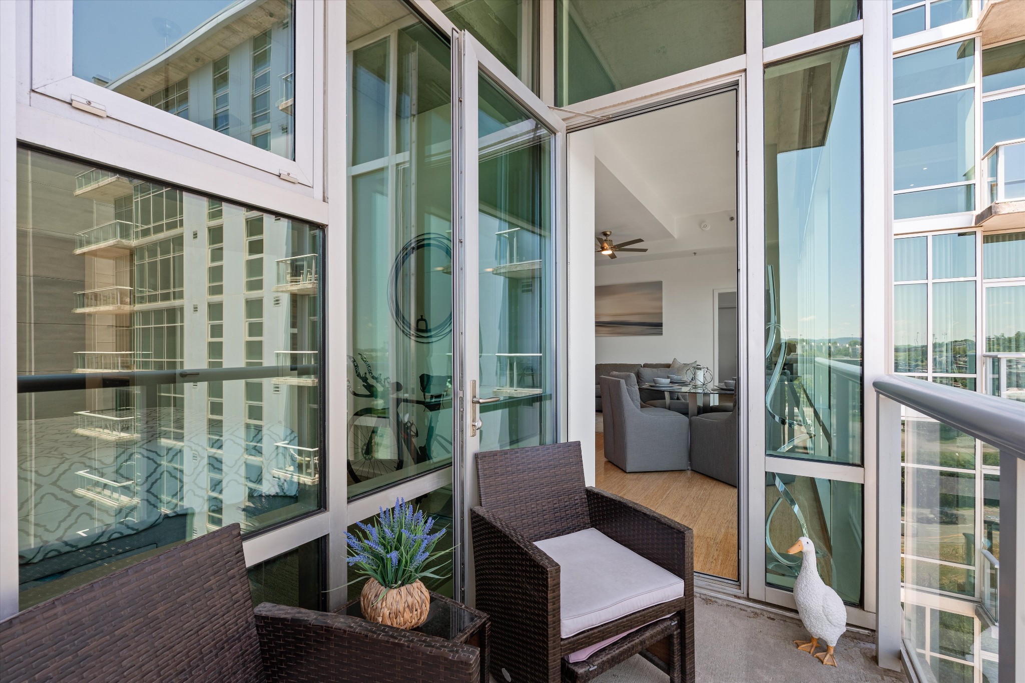 700 12th Ave, S Unit: 1109