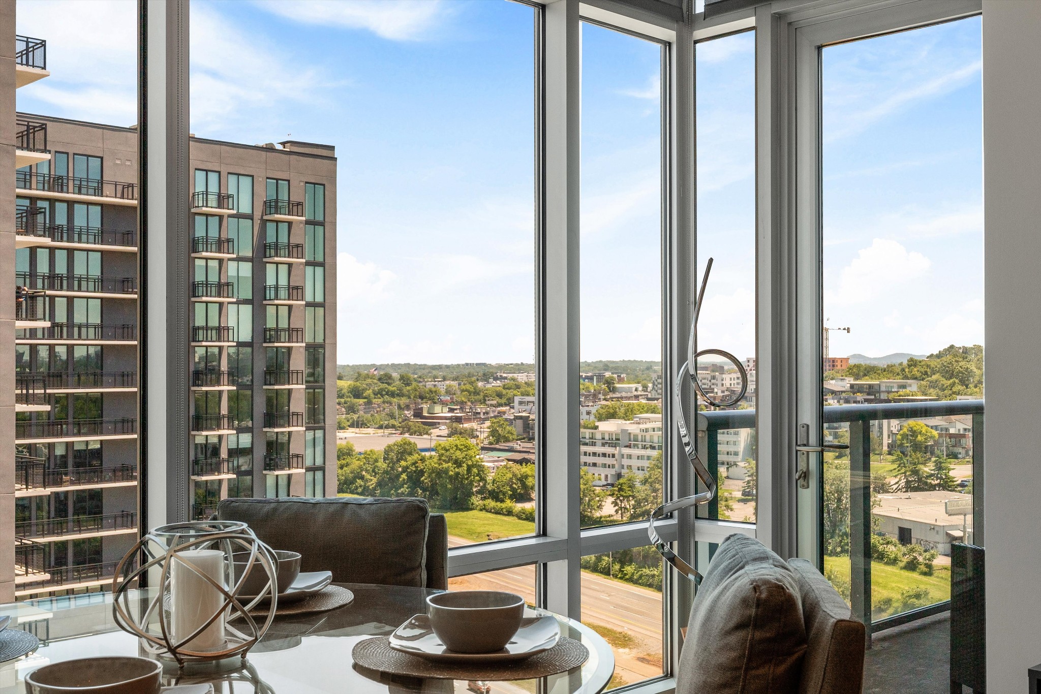 700 12th Ave, S Unit: 1109