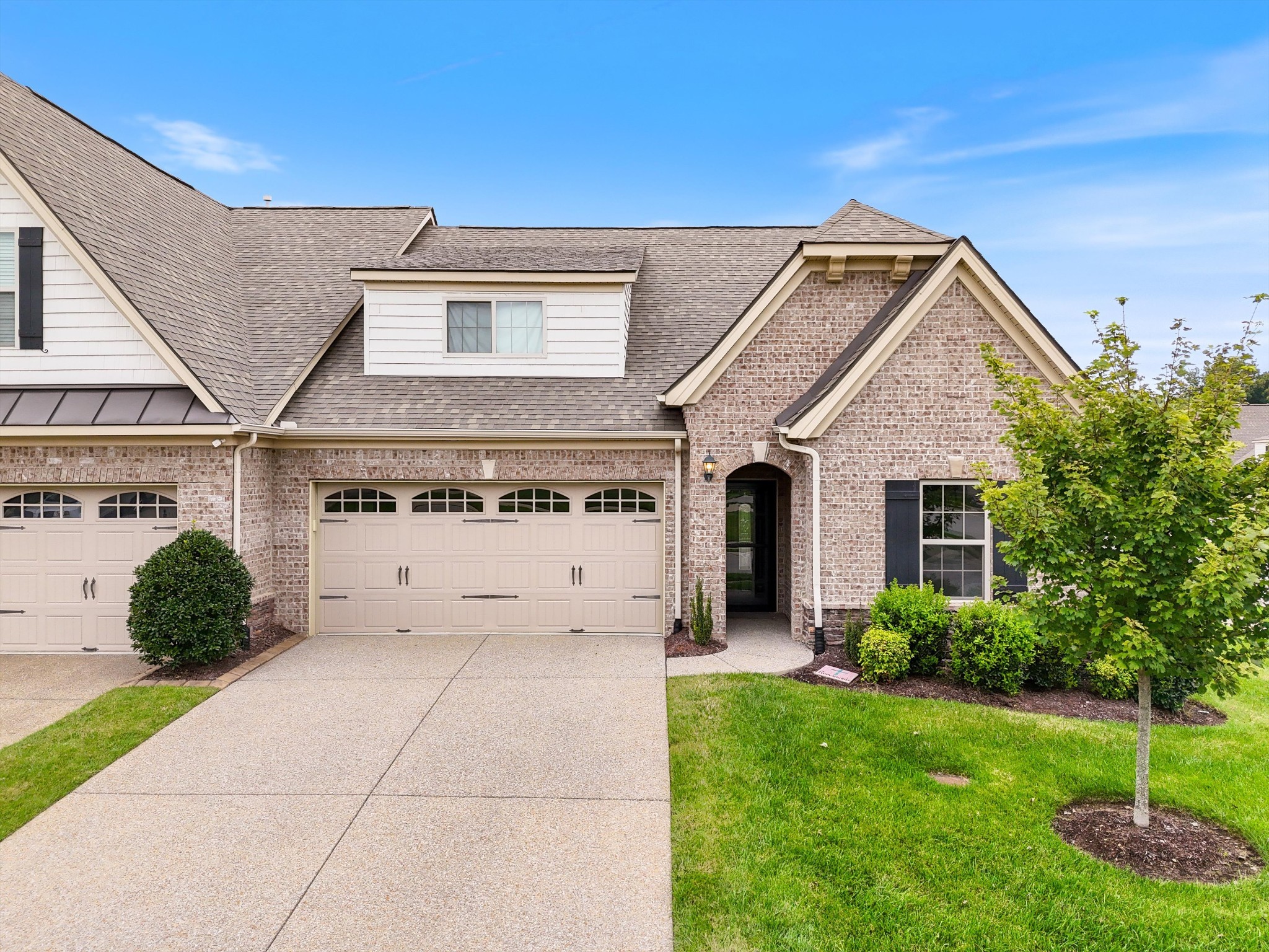 1500 Cedarbrooke Ln