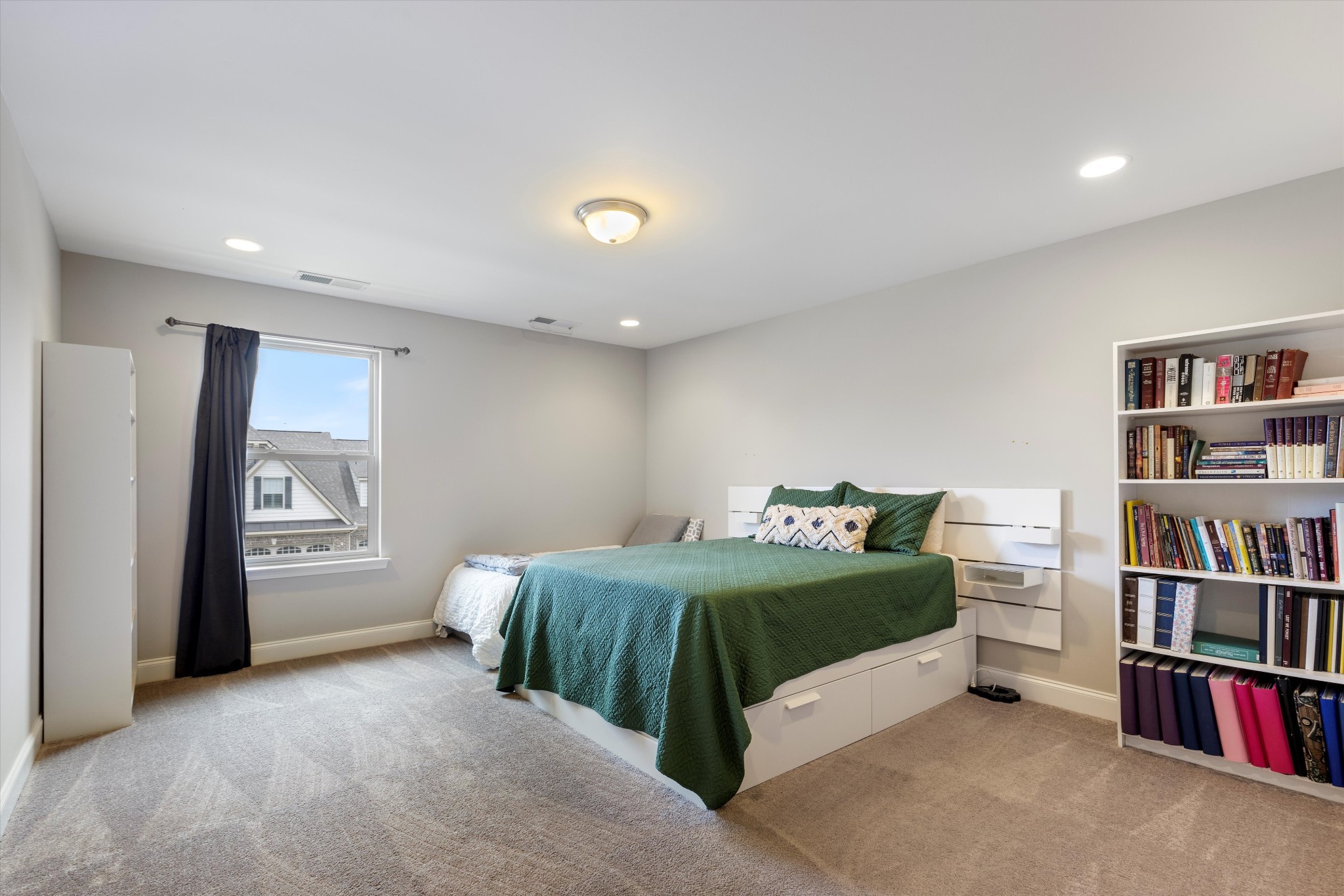 1500 Cedarbrooke Ln
