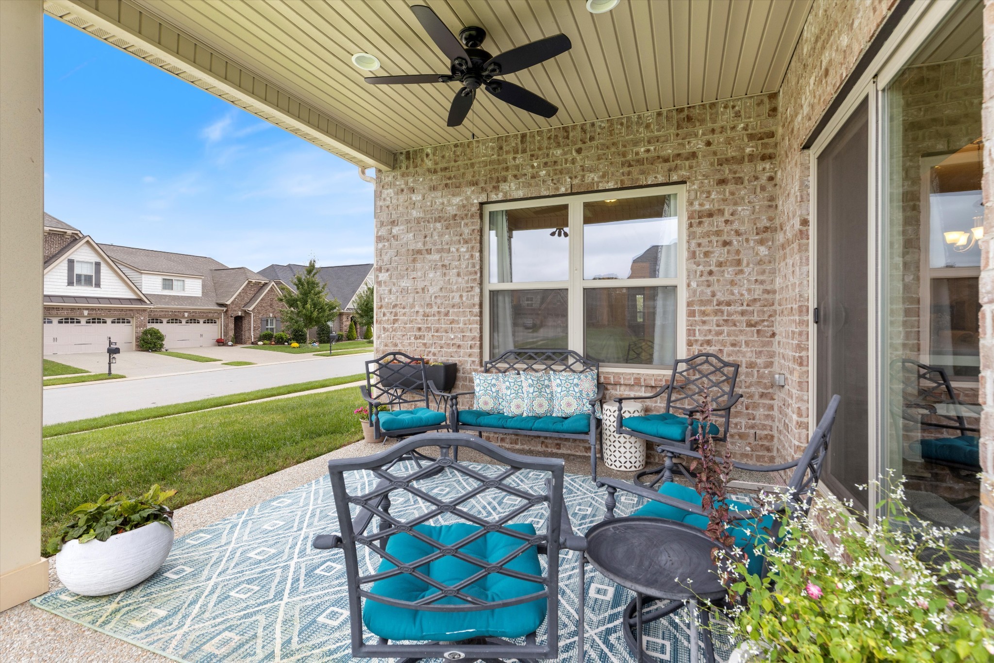 1500 Cedarbrooke Ln