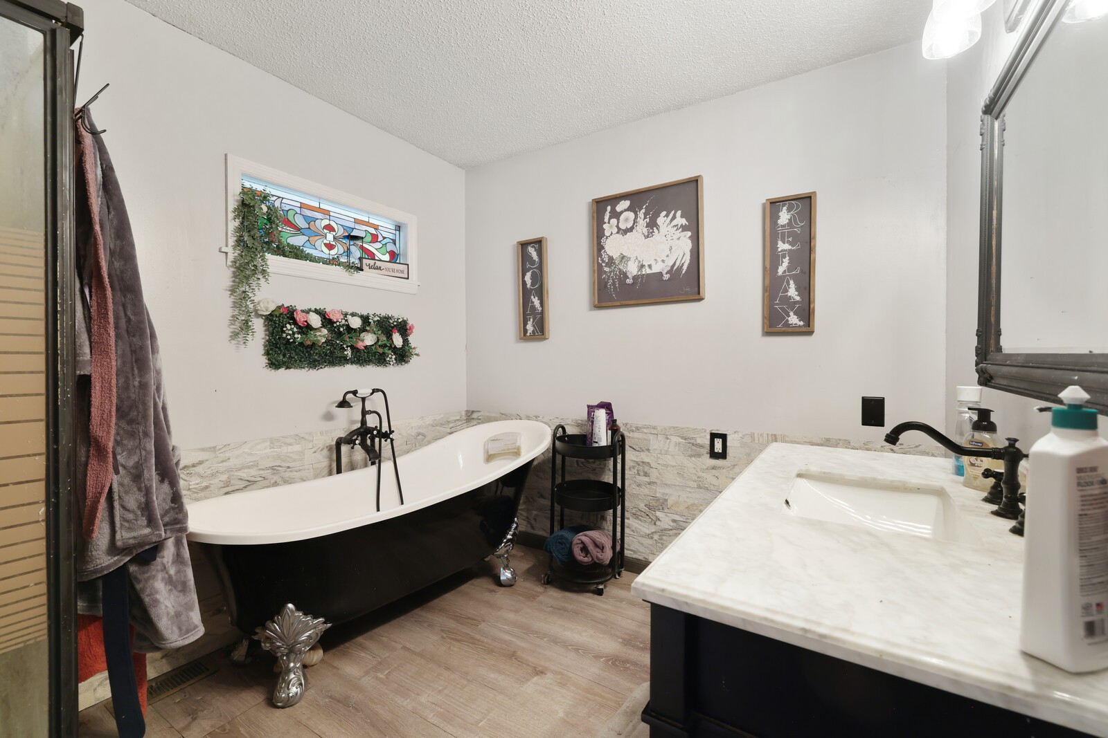 1153 Bear Creek Pike