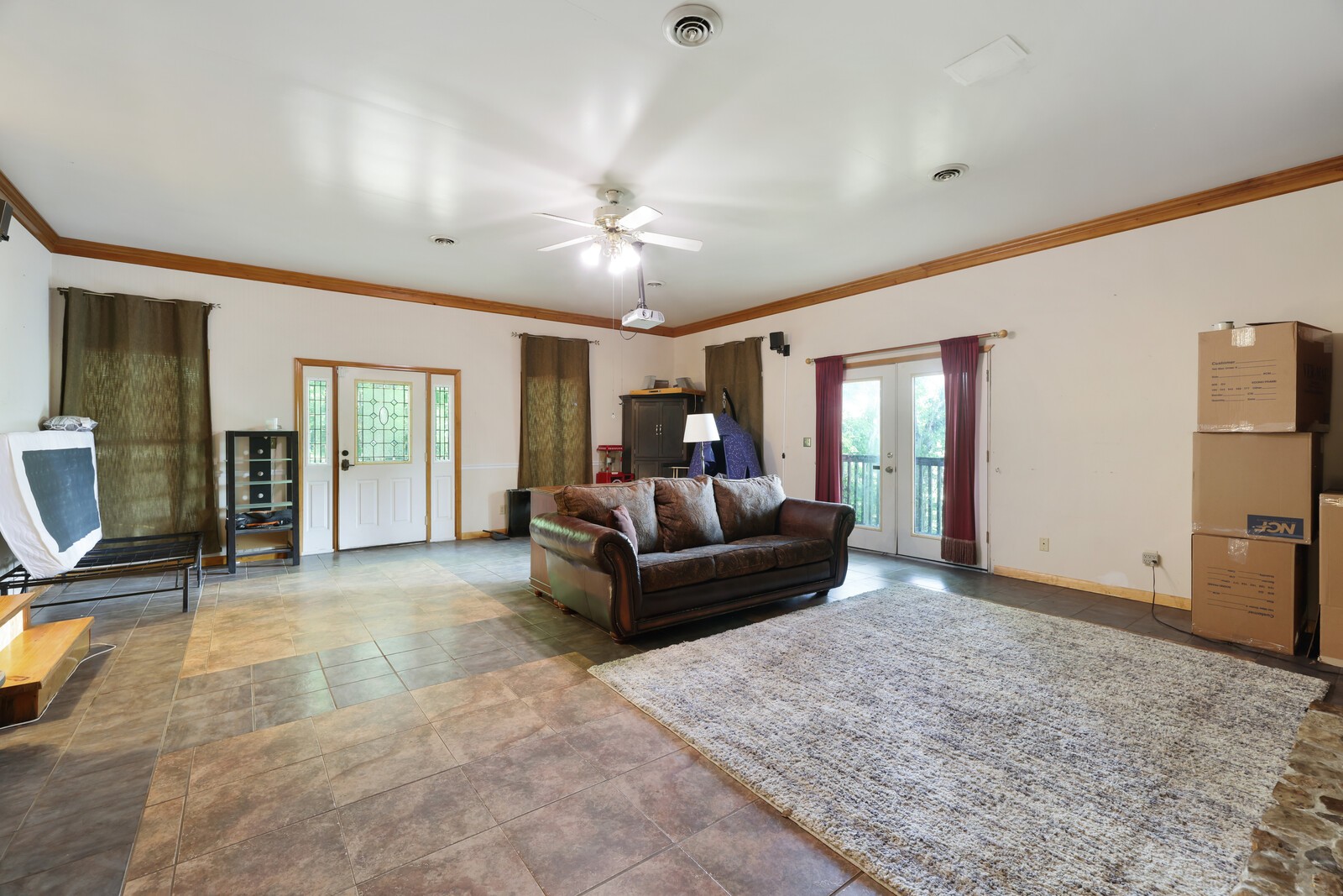 1153 Bear Creek Pike