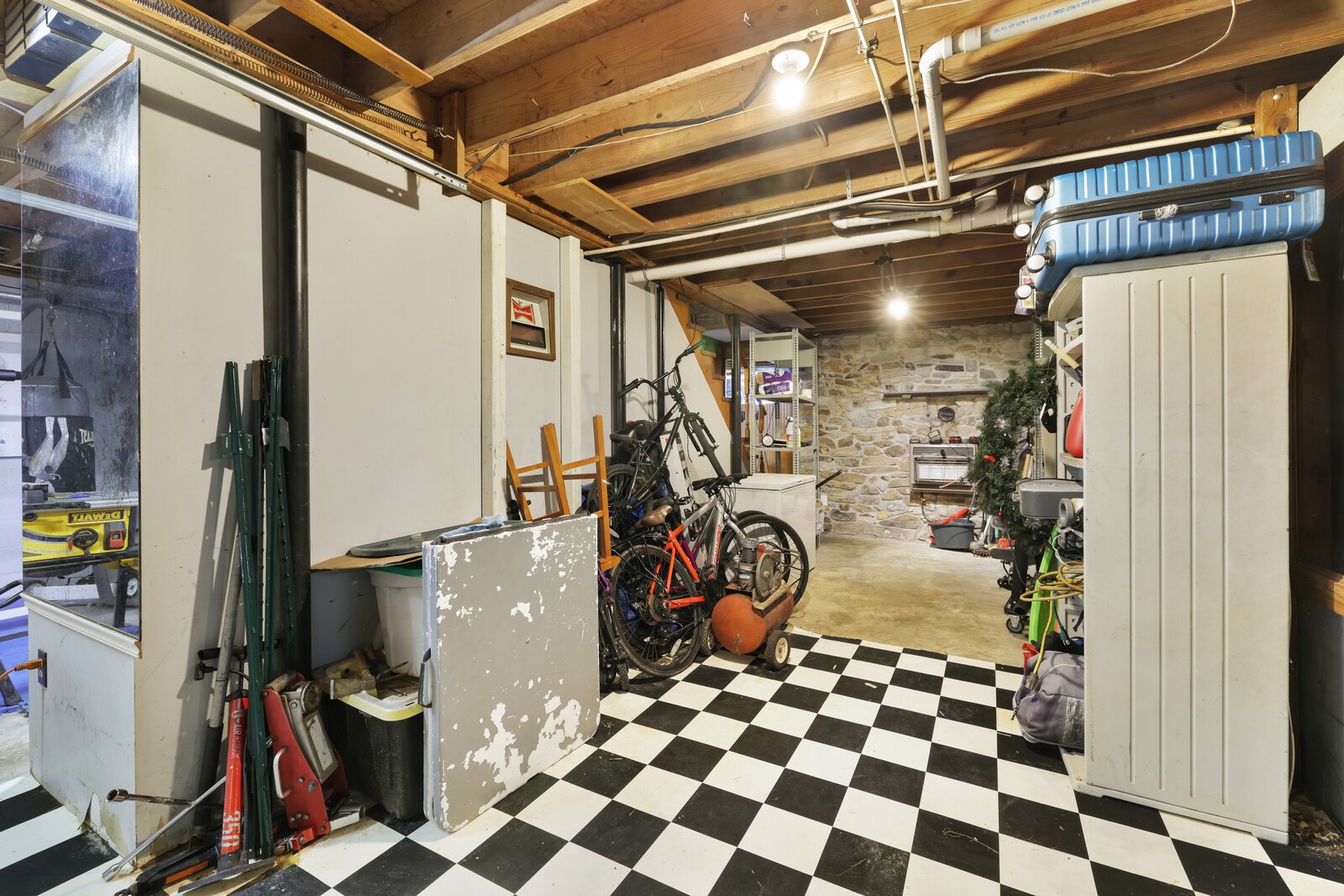 1153 Bear Creek Pike