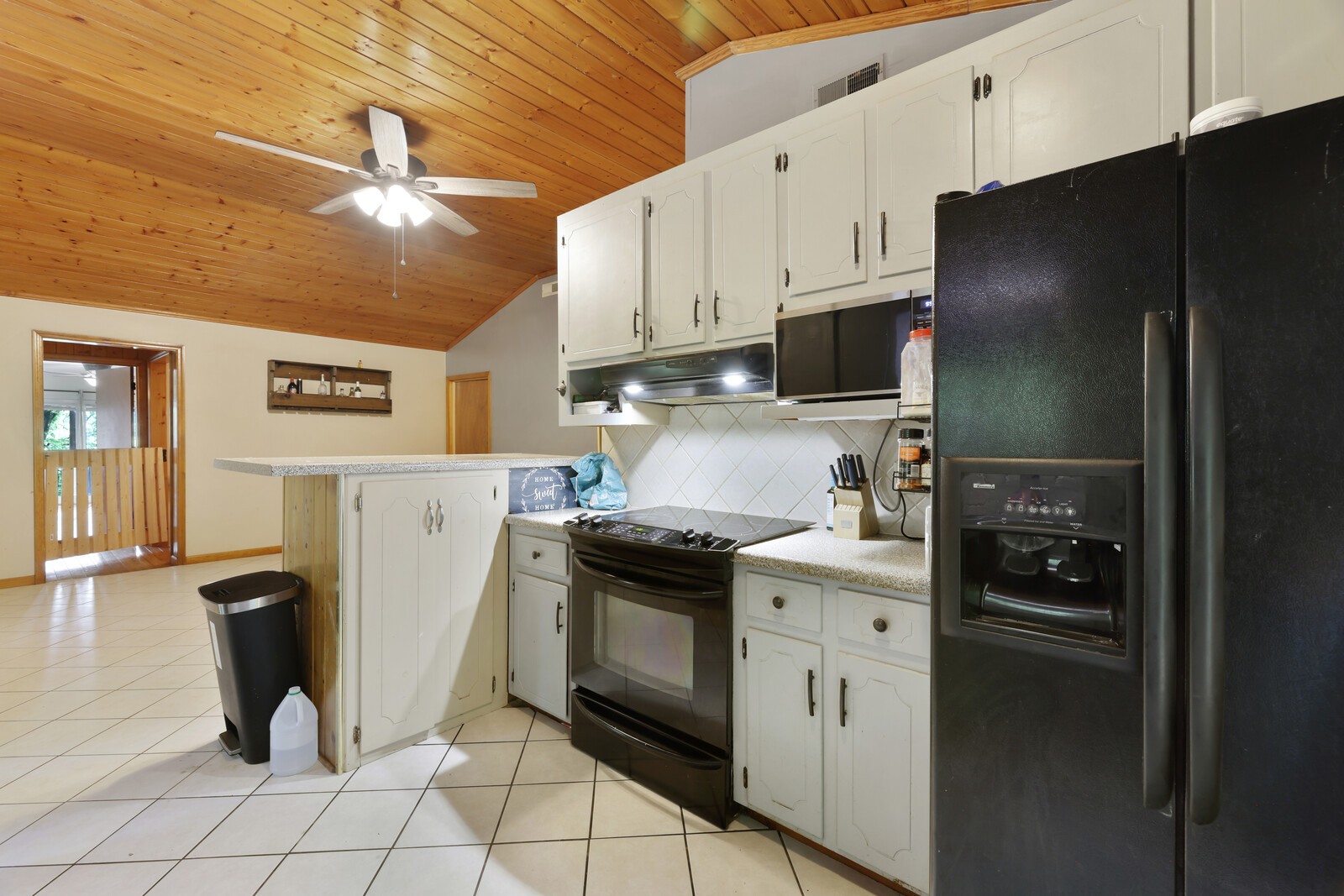 1153 Bear Creek Pike