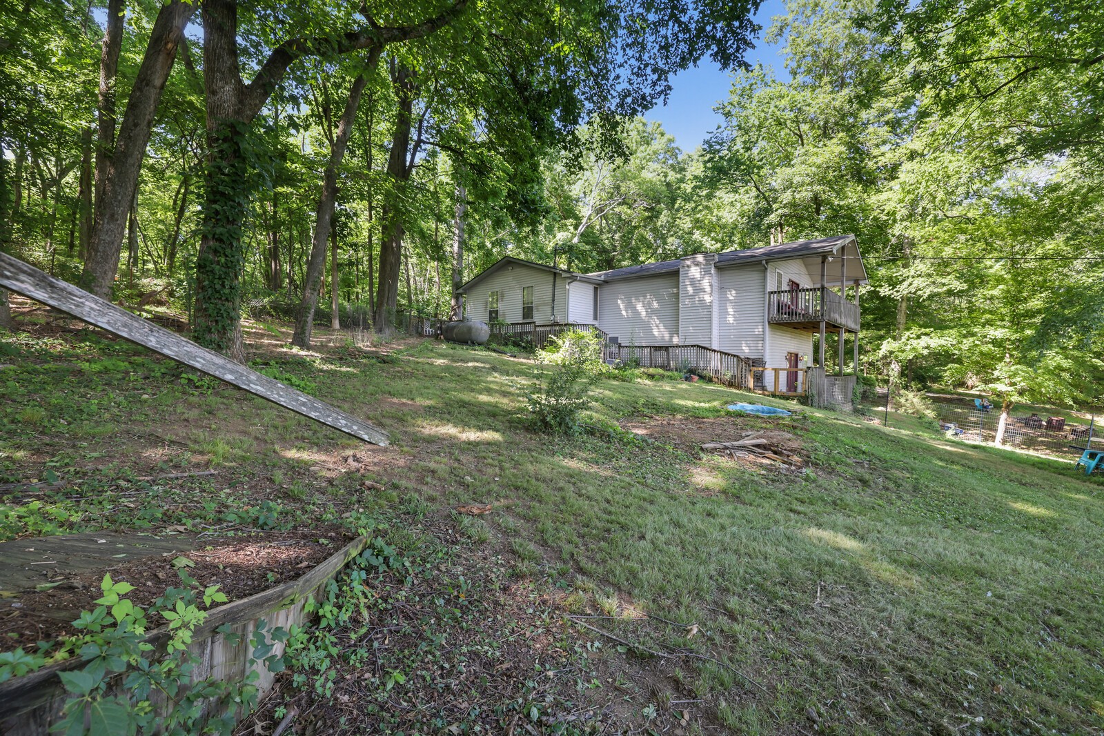 1153 Bear Creek Pike