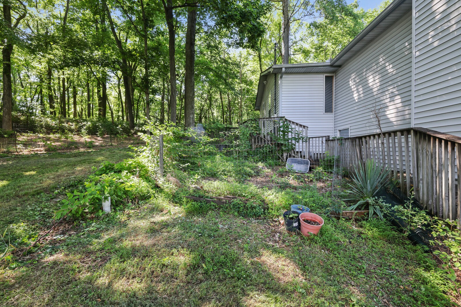 1153 Bear Creek Pike