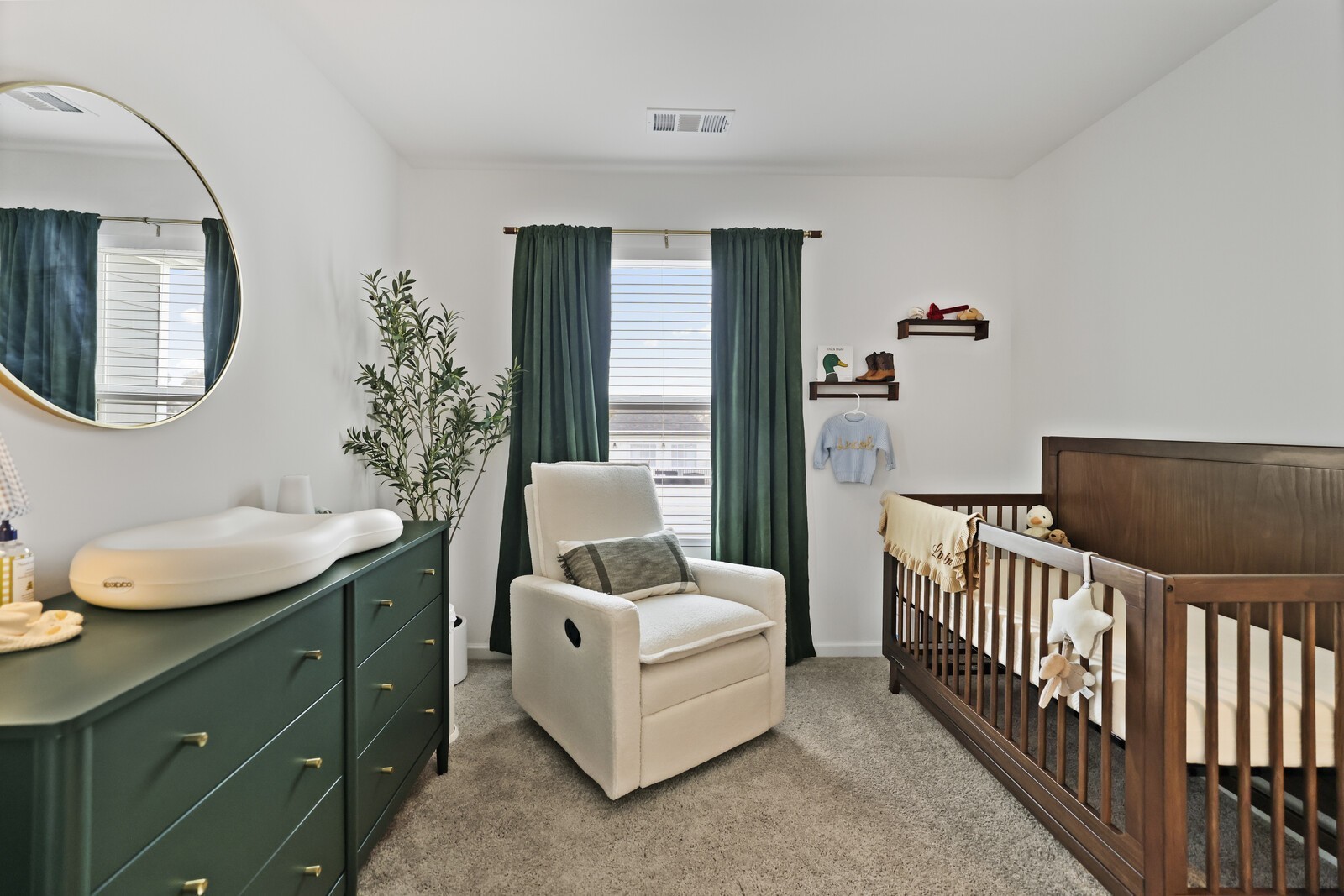 213 Oasis Dr