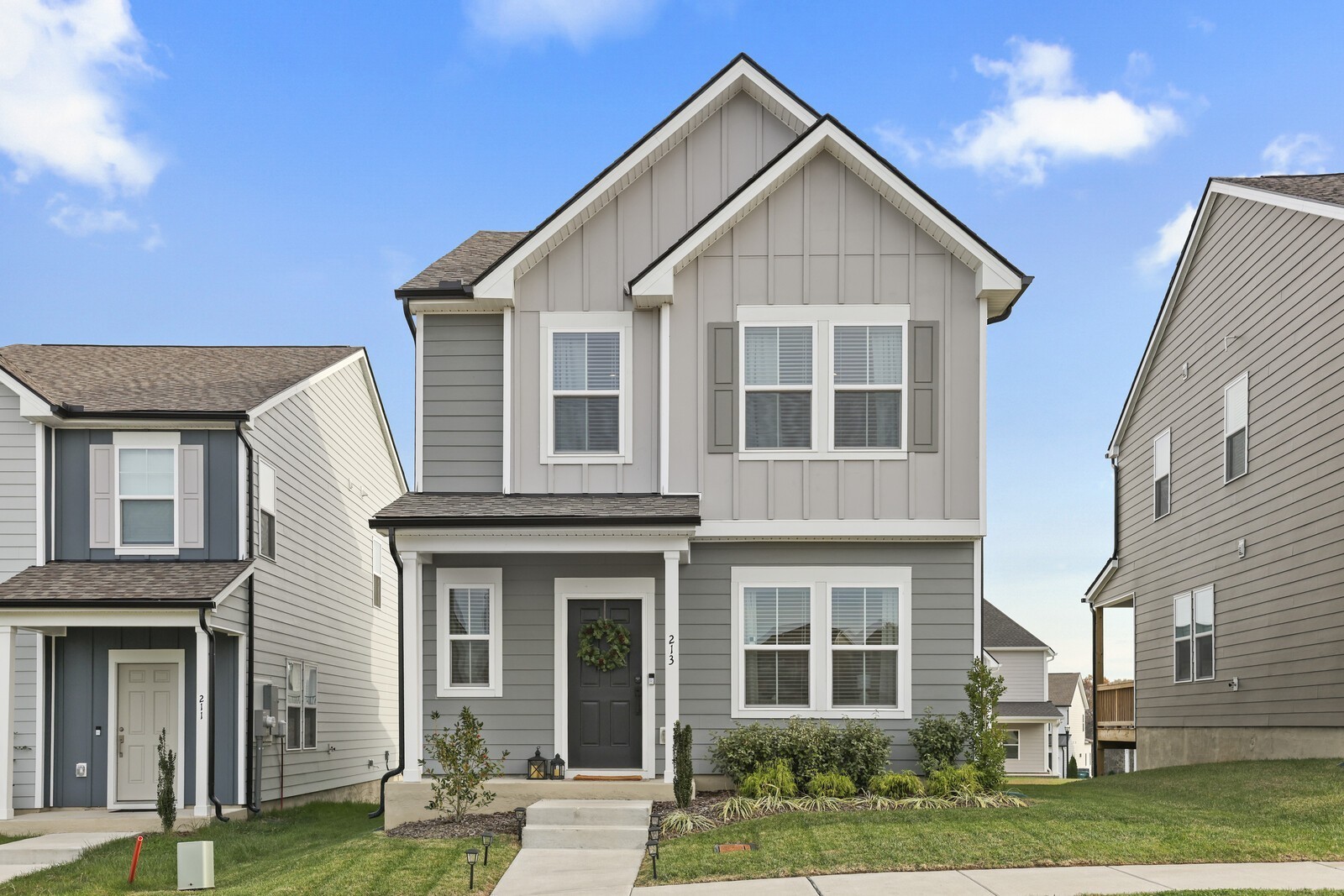 213 Oasis Dr
