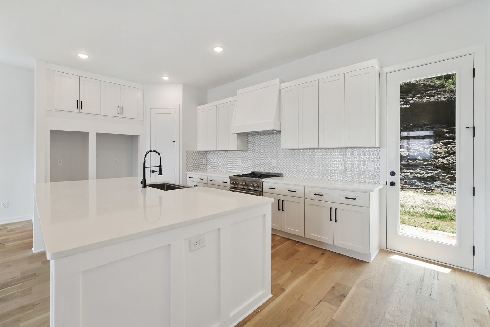 209 Walnutwood Lane