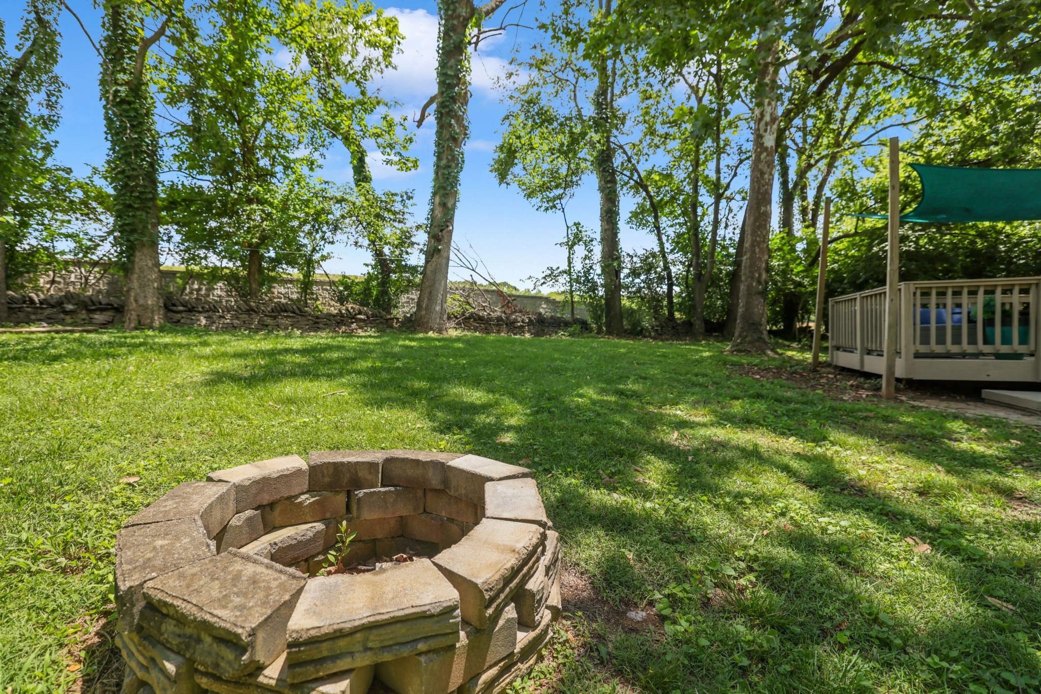 119 Heathcote Ct