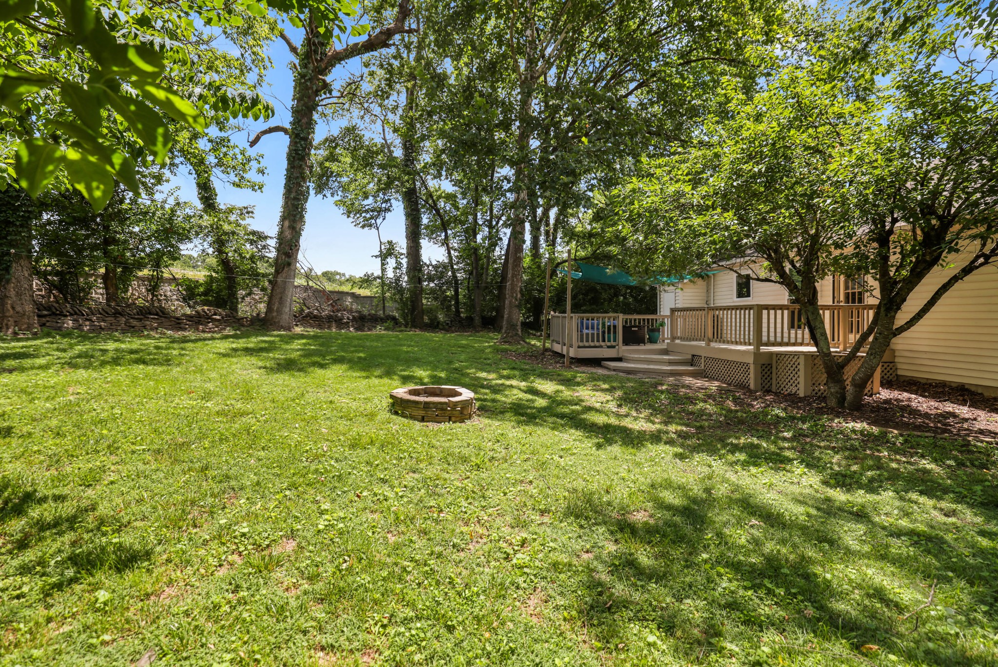 119 Heathcote Ct