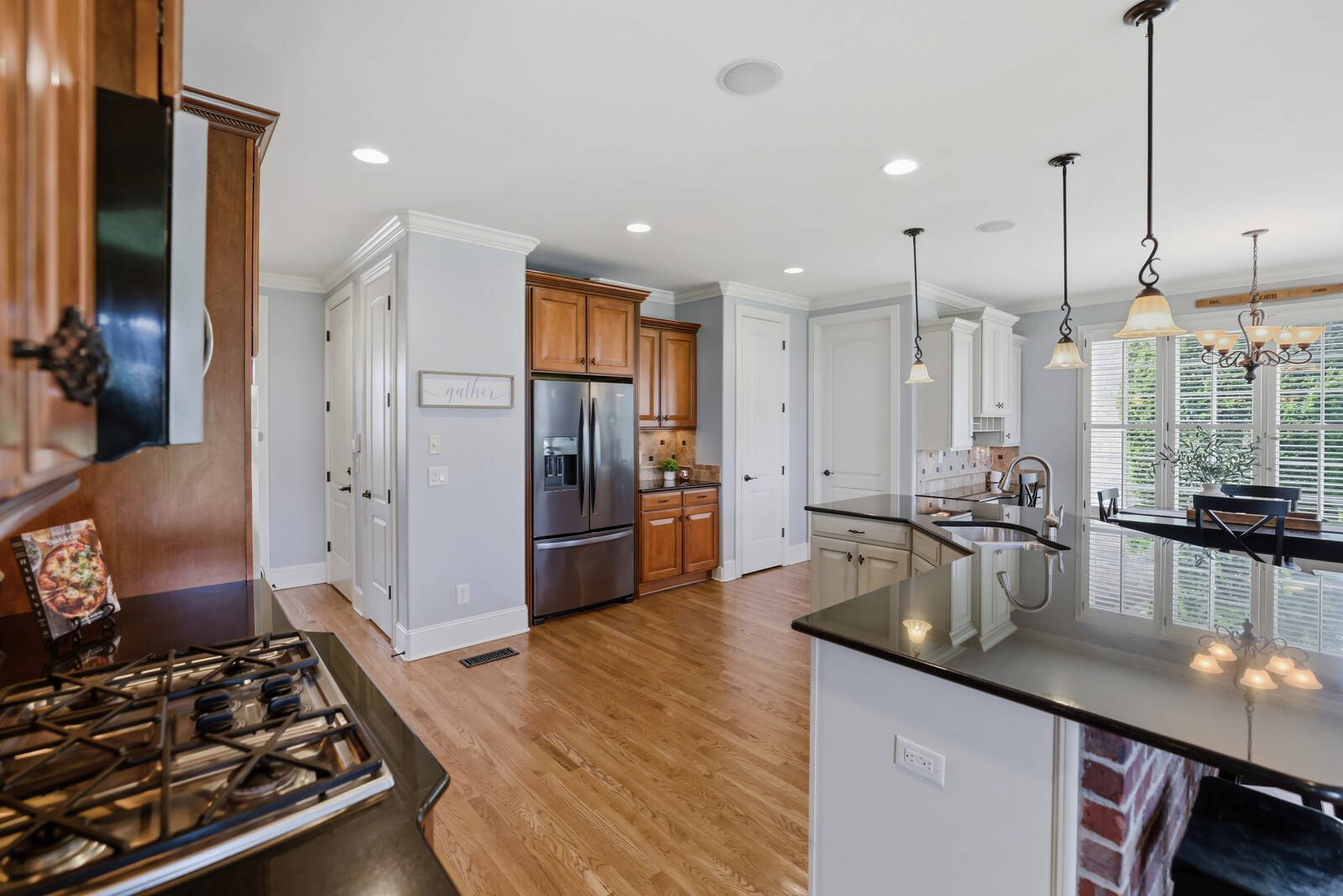 9968 Lodestone Dr