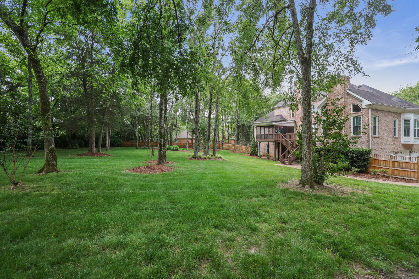9454 Chaucers Ct