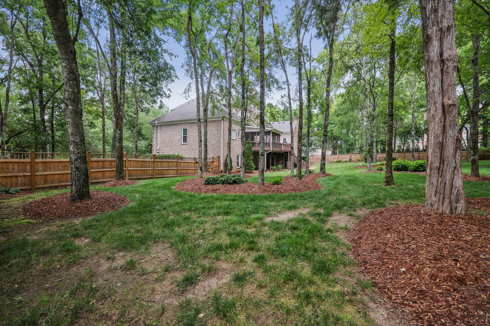 9454 Chaucers Ct