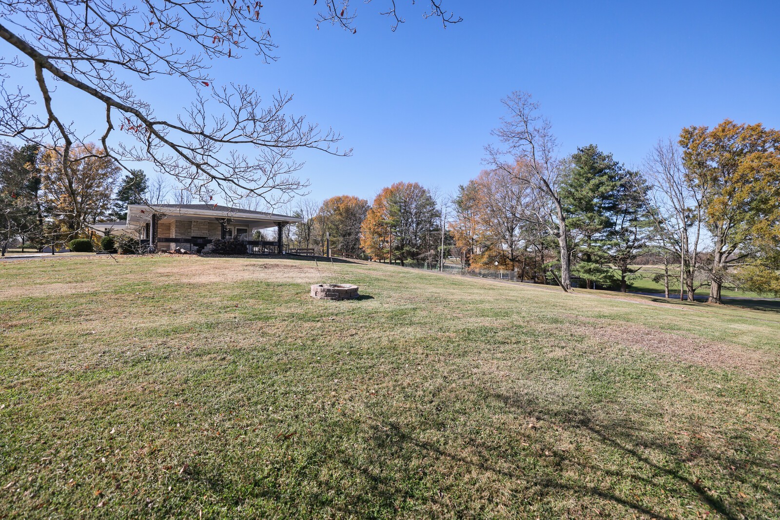 676 Ferguson Hill Rd