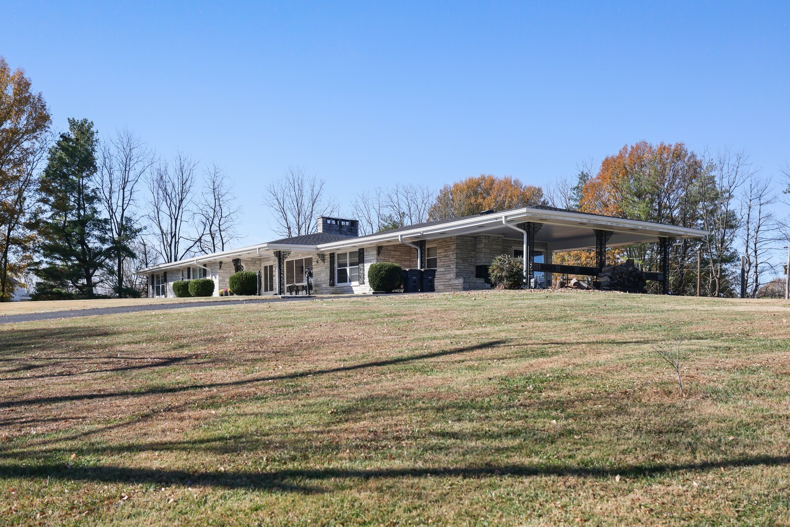676 Ferguson Hill Rd