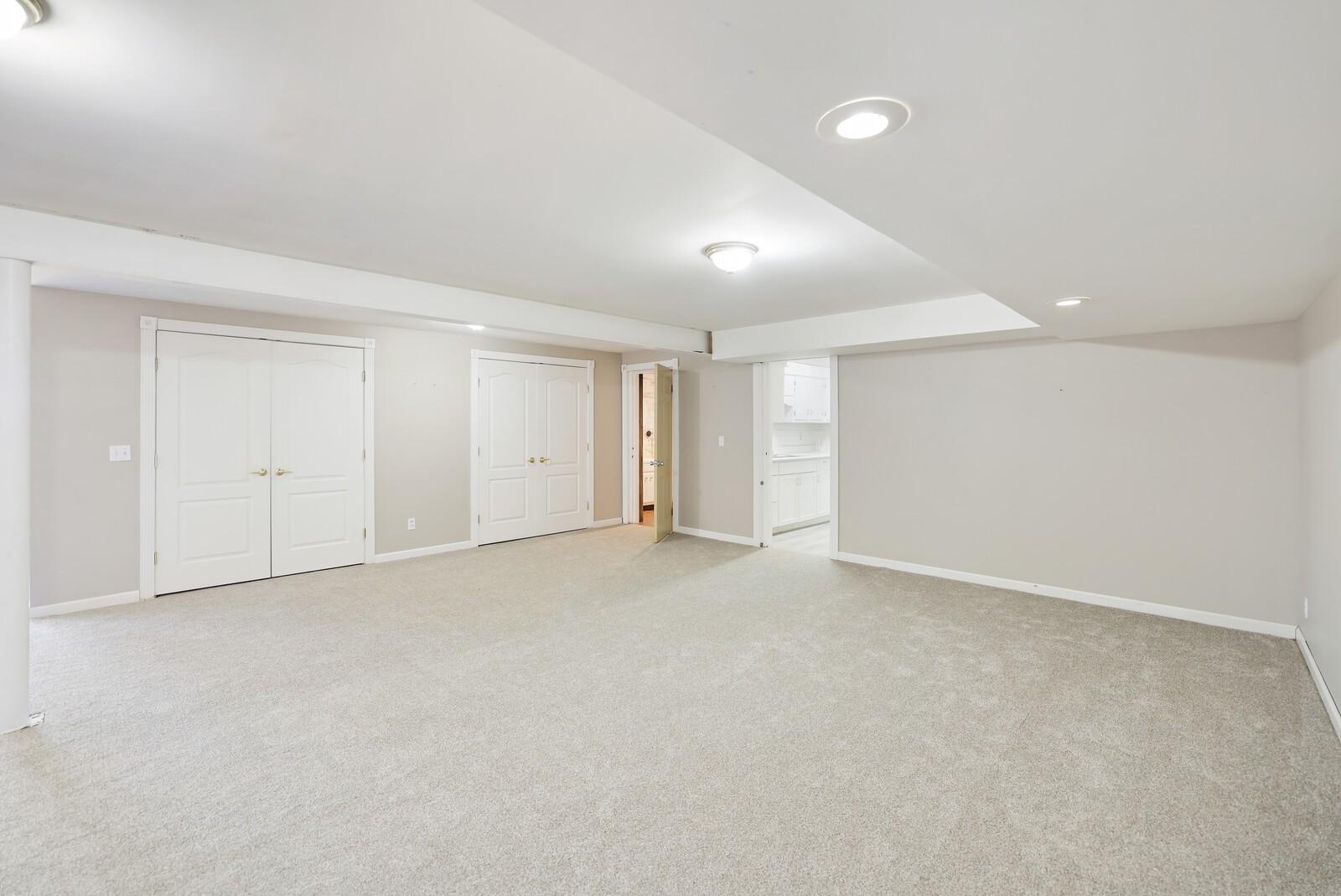 676 Ferguson Hill Rd