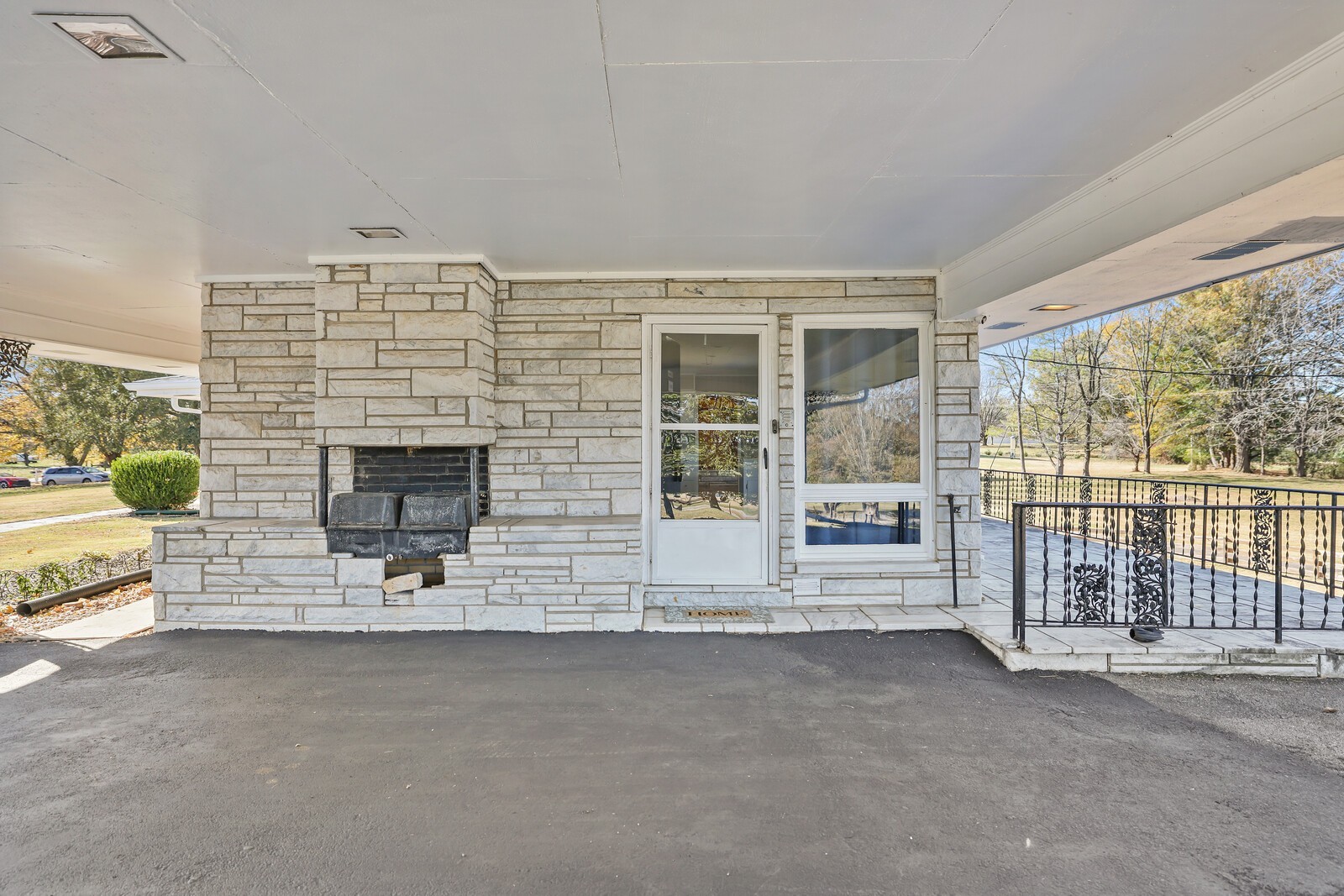 676 Ferguson Hill Rd