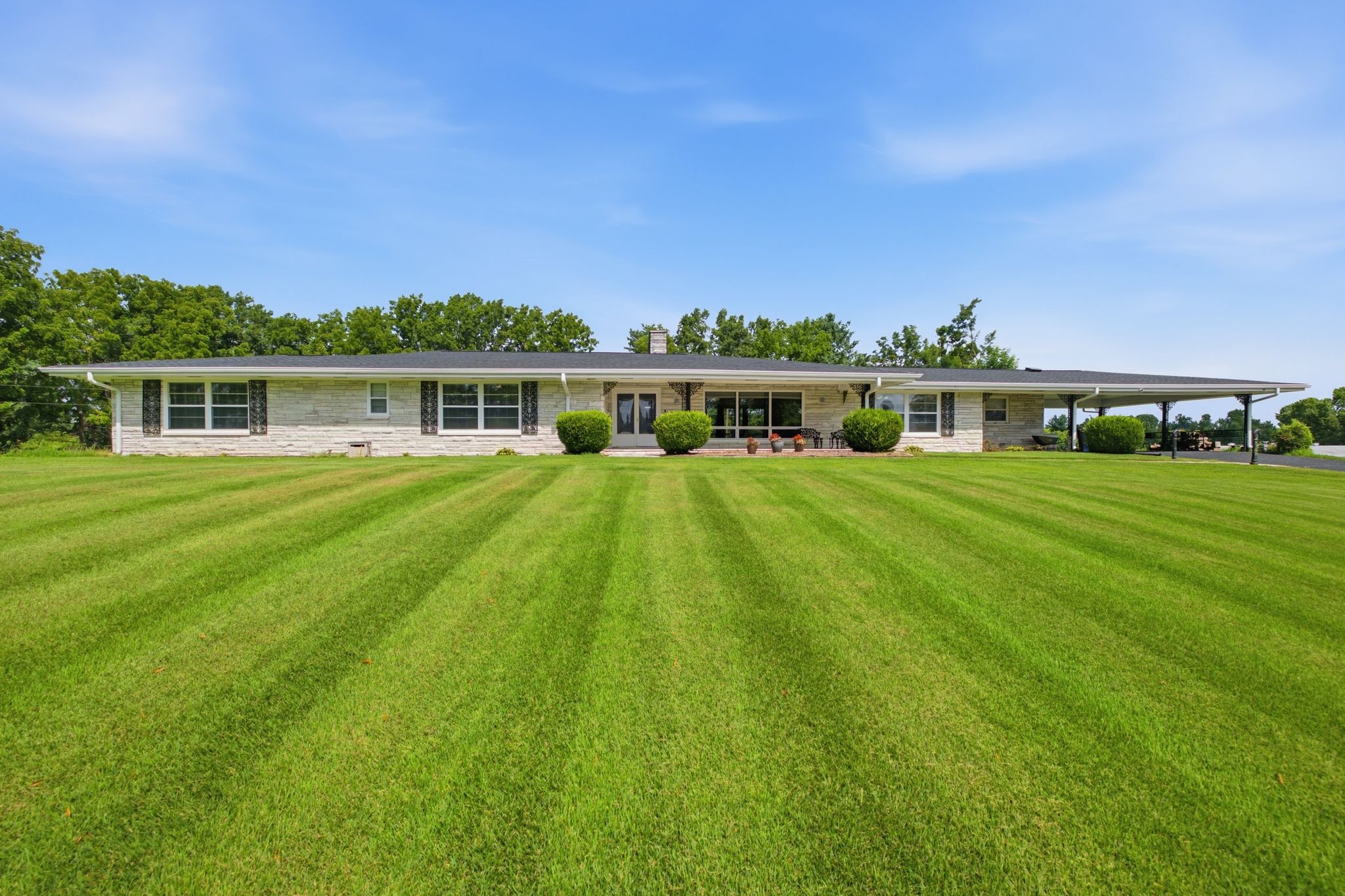 676 Ferguson Hill Rd