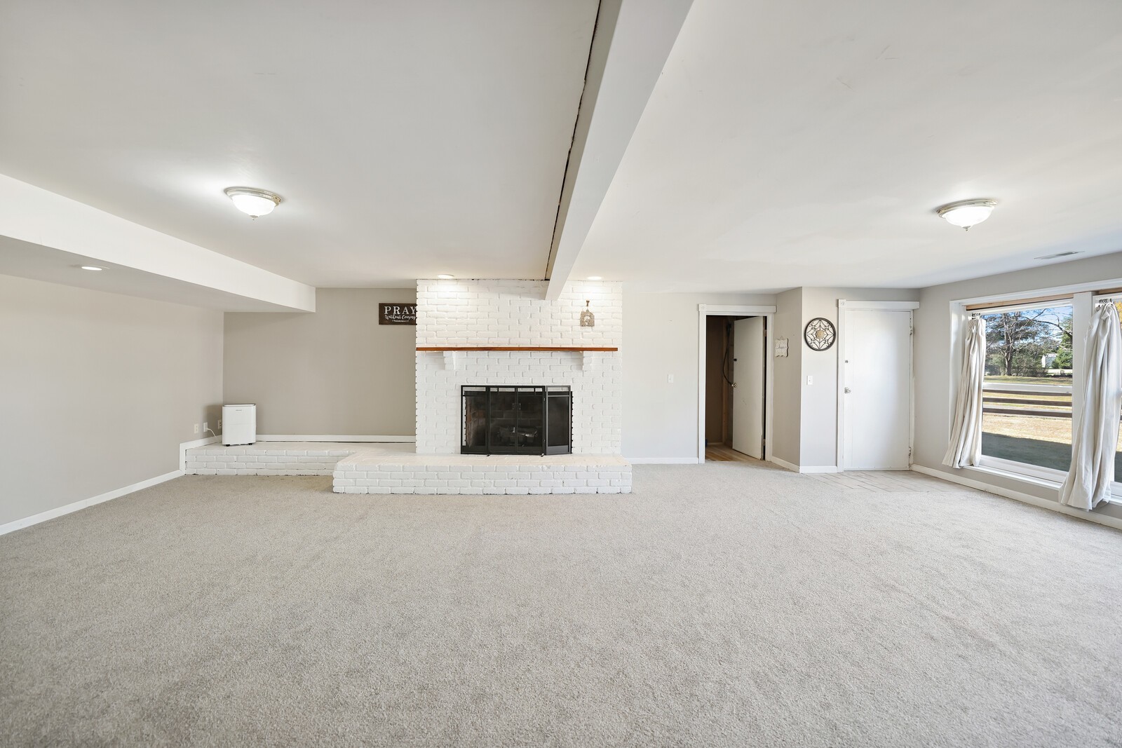 676 Ferguson Hill Rd