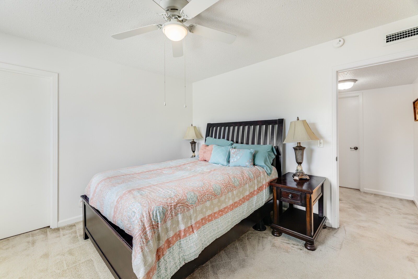 500 Paragon Mills Rd Unit: B1