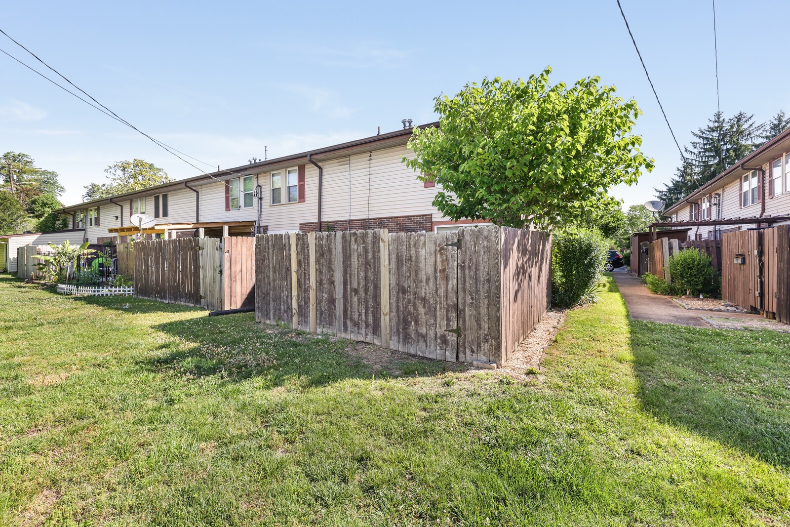 500 Paragon Mills Rd Unit: B1