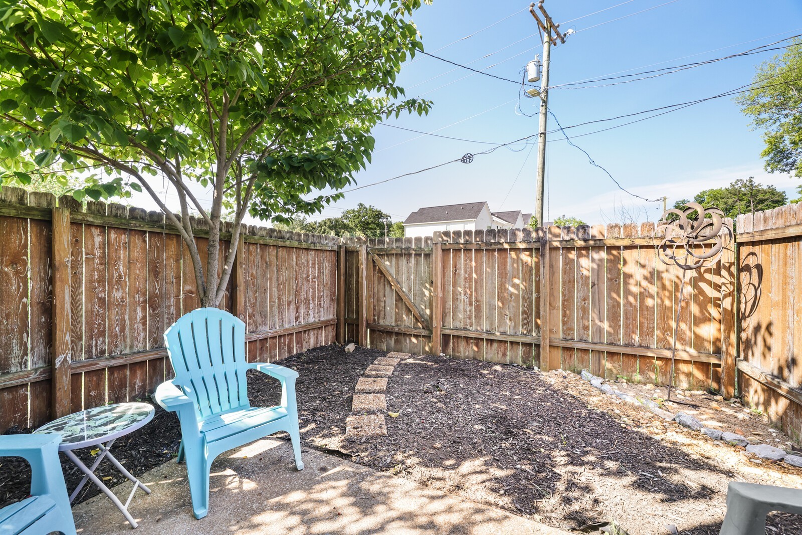 500 Paragon Mills Rd Unit: B1