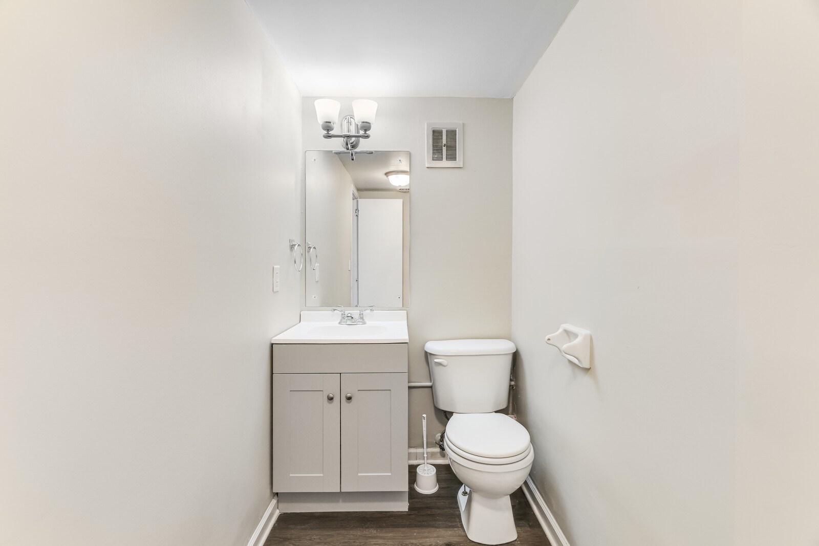 500 Paragon Mills Rd Unit: B1