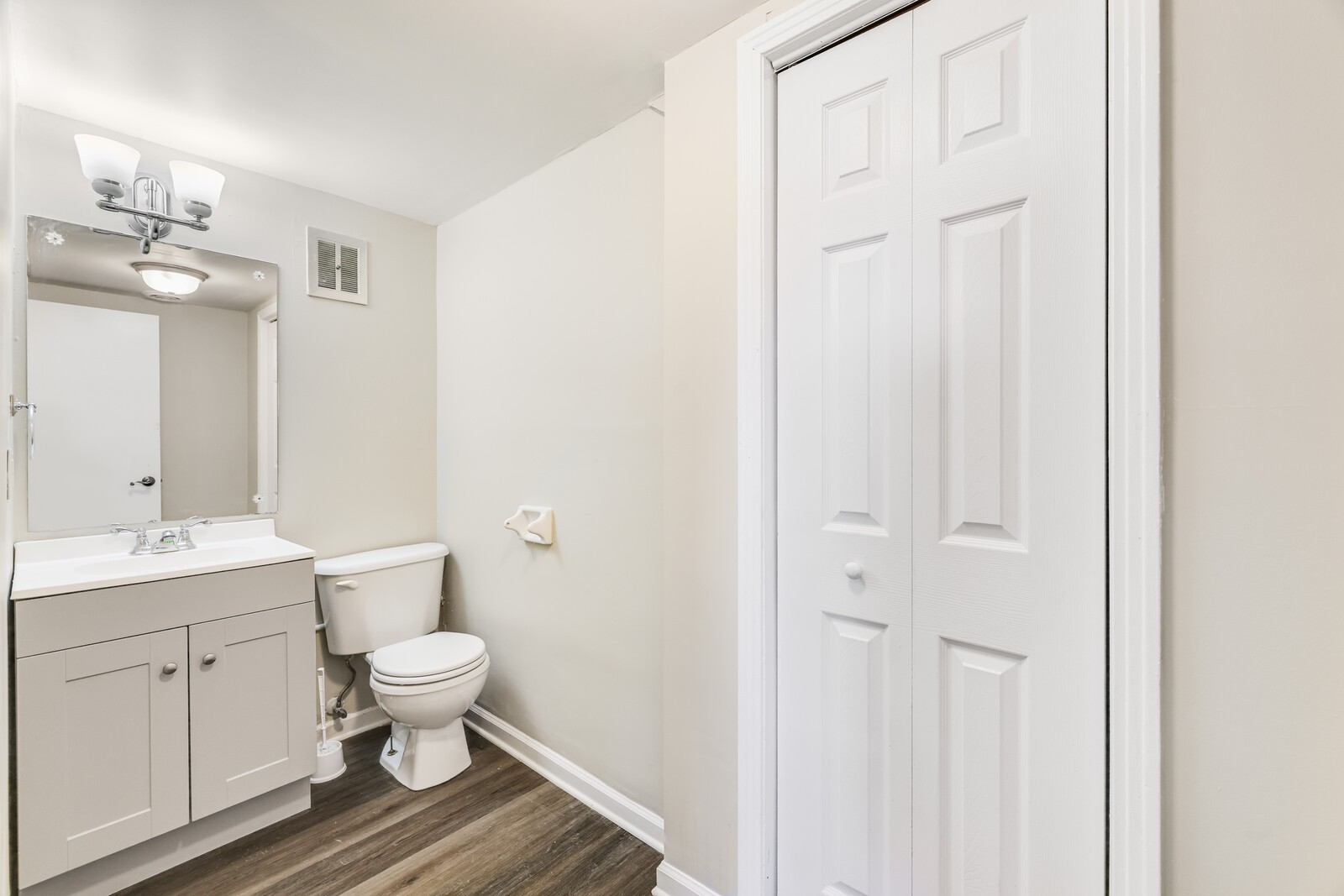 500 Paragon Mills Rd Unit: B1