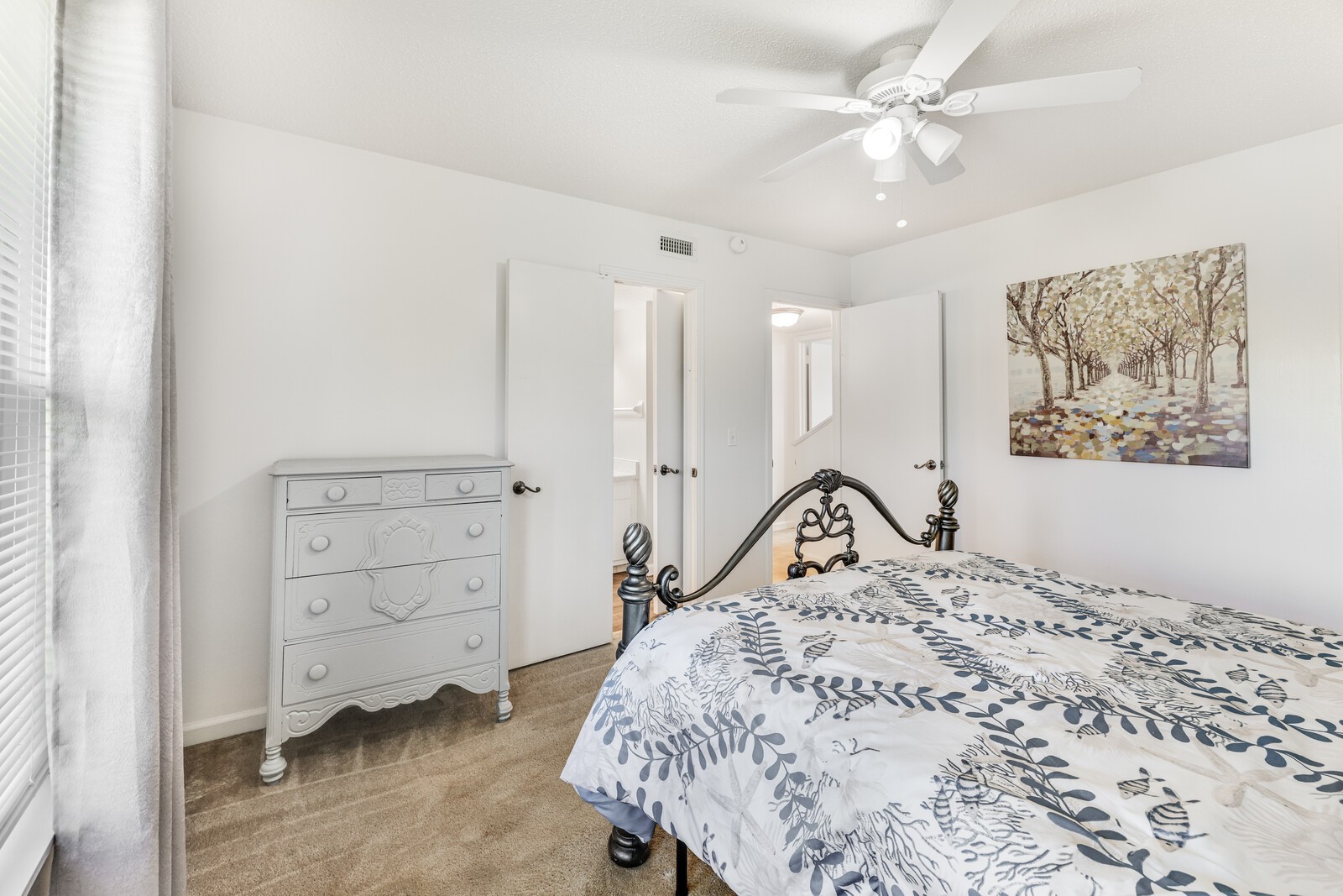 500 Paragon Mills Rd Unit: B1