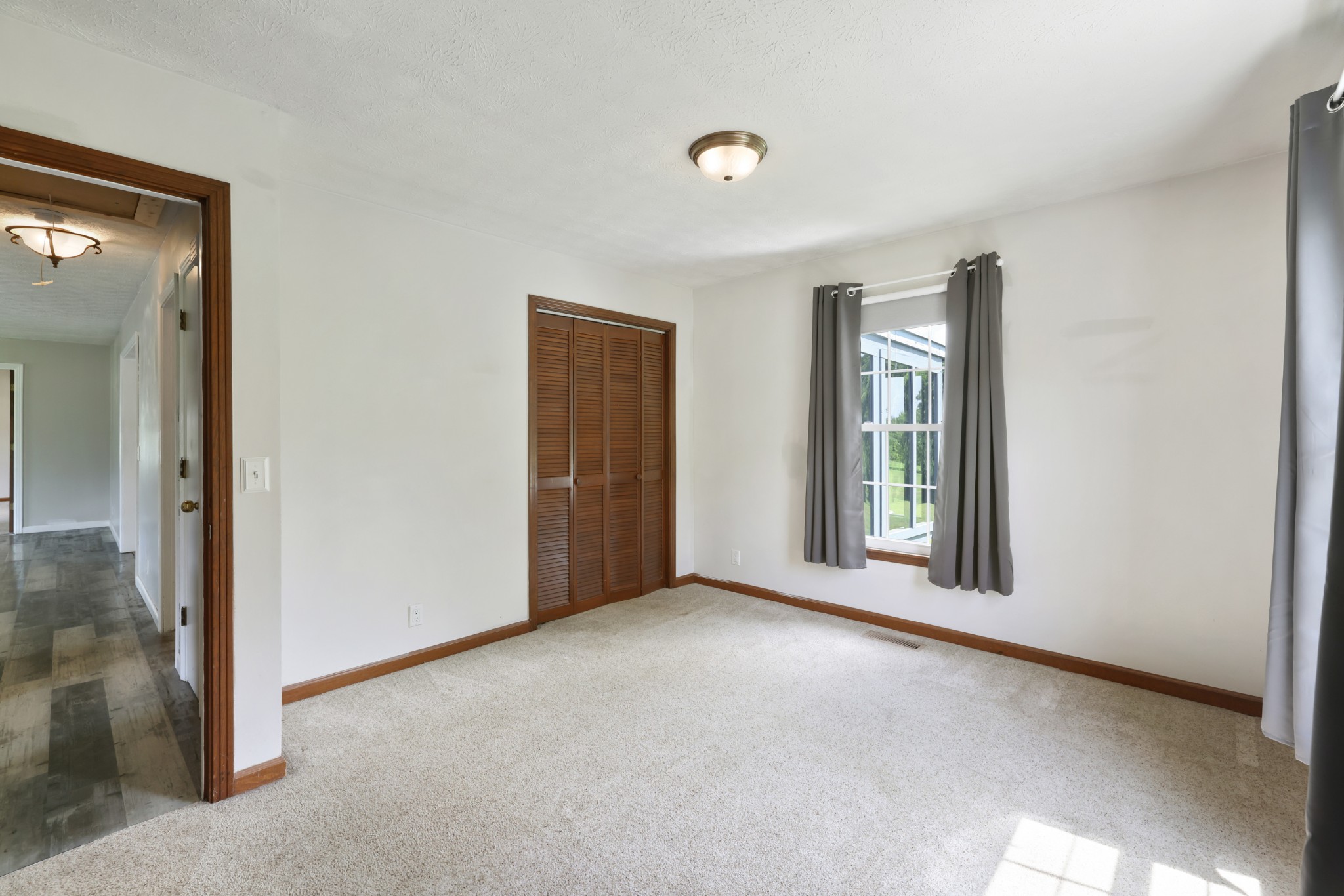 2736 Gideon Rd
